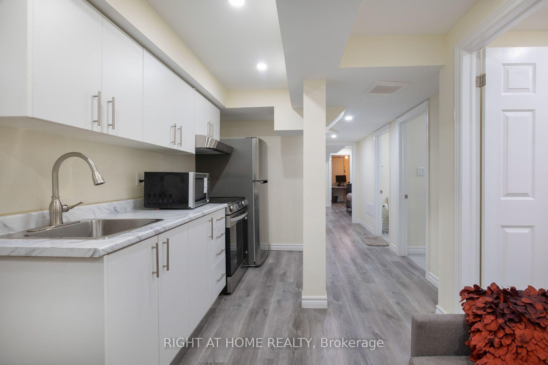 Photo 17 of 43 Vickery Street, Whitby, Williamsburg — HOMEH