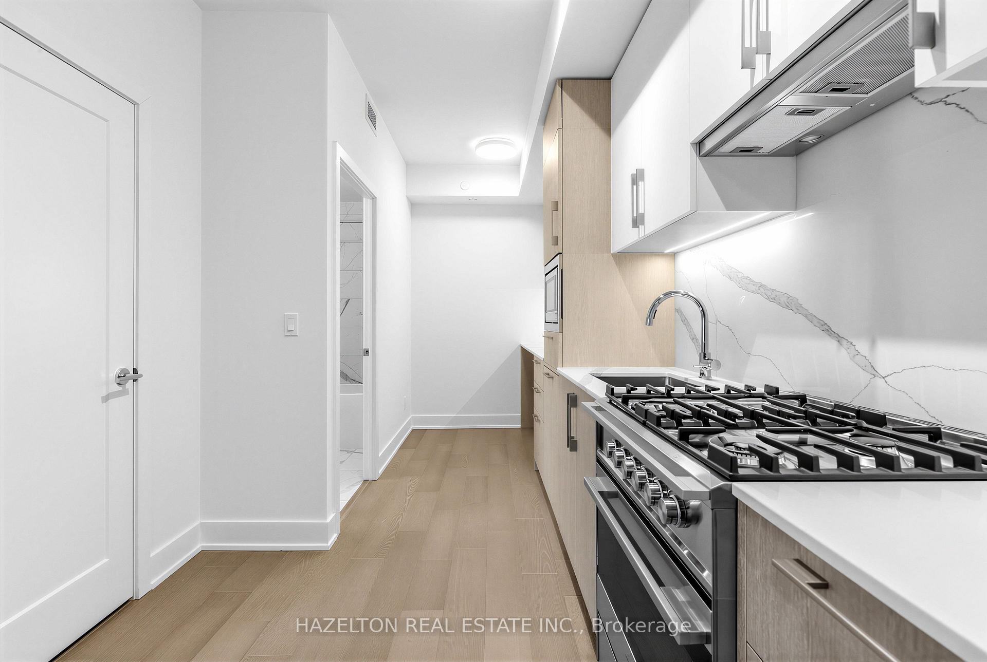 Photo 5 of Unit 606, 8 Manor Road W, Toronto, Yonge-Eglinton — HOMEH