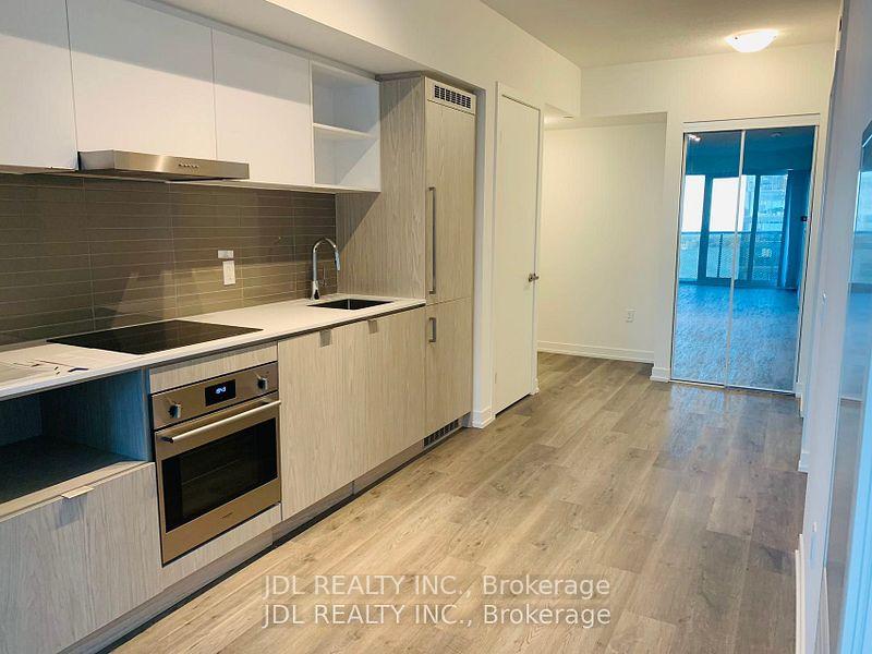 Photo 3 of Unit 3310, 55 Cooper Street, Toronto, Waterfront Communities — HOMEH