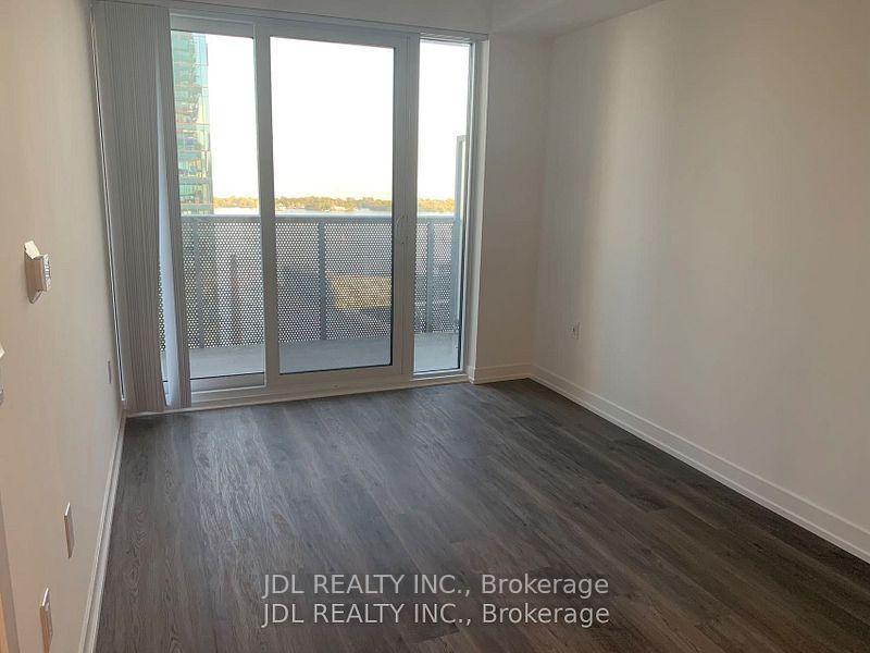 Photo 5 of Unit 3310, 55 Cooper Street, Toronto, Waterfront Communities — HOMEH