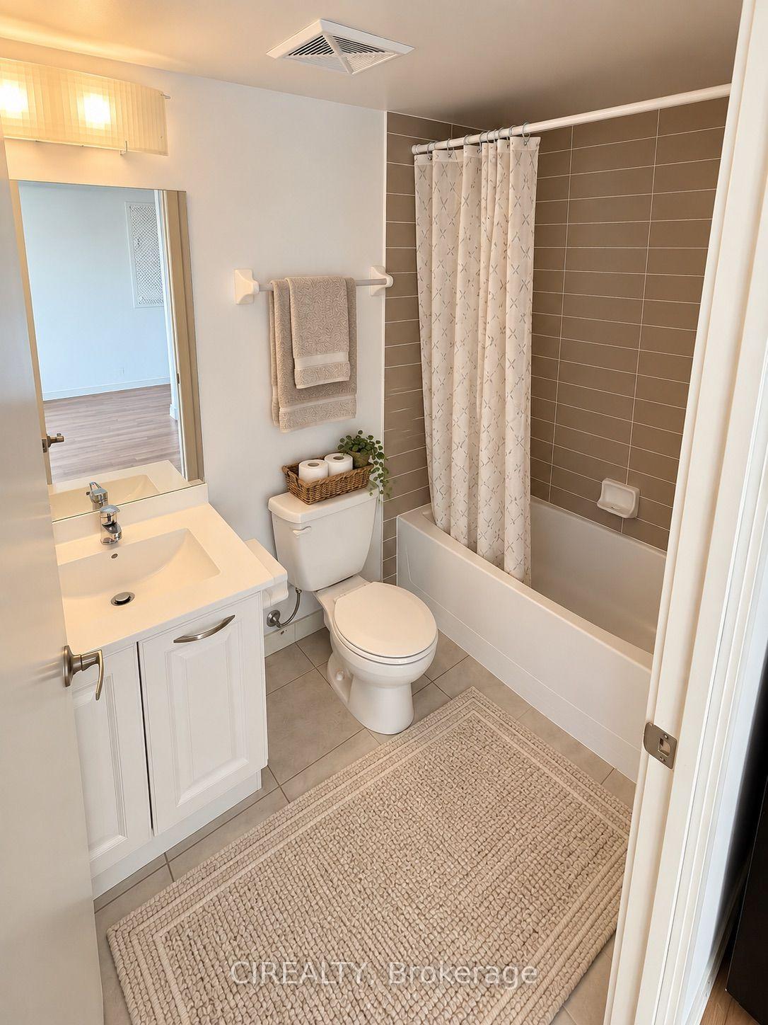 Photo 8 of Unit 1216, 38 Joe Shuster Way, Toronto, Niagara — HOMEH