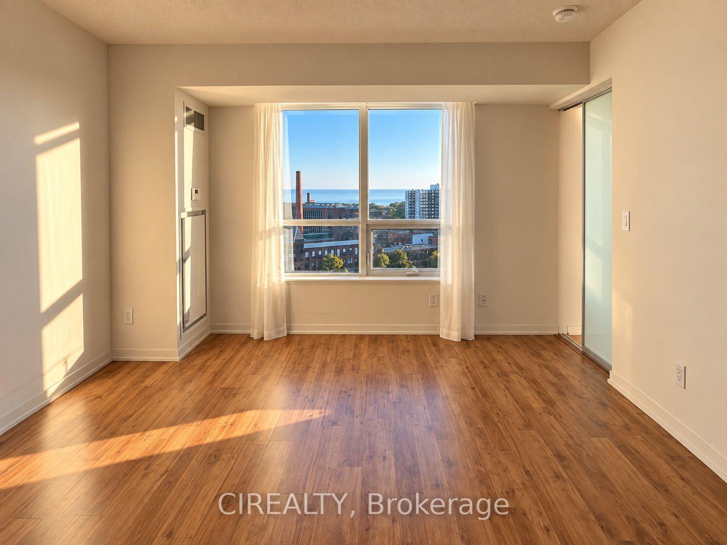 Photo 10 of Unit 1216, 38 Joe Shuster Way, Toronto, Niagara — HOMEH