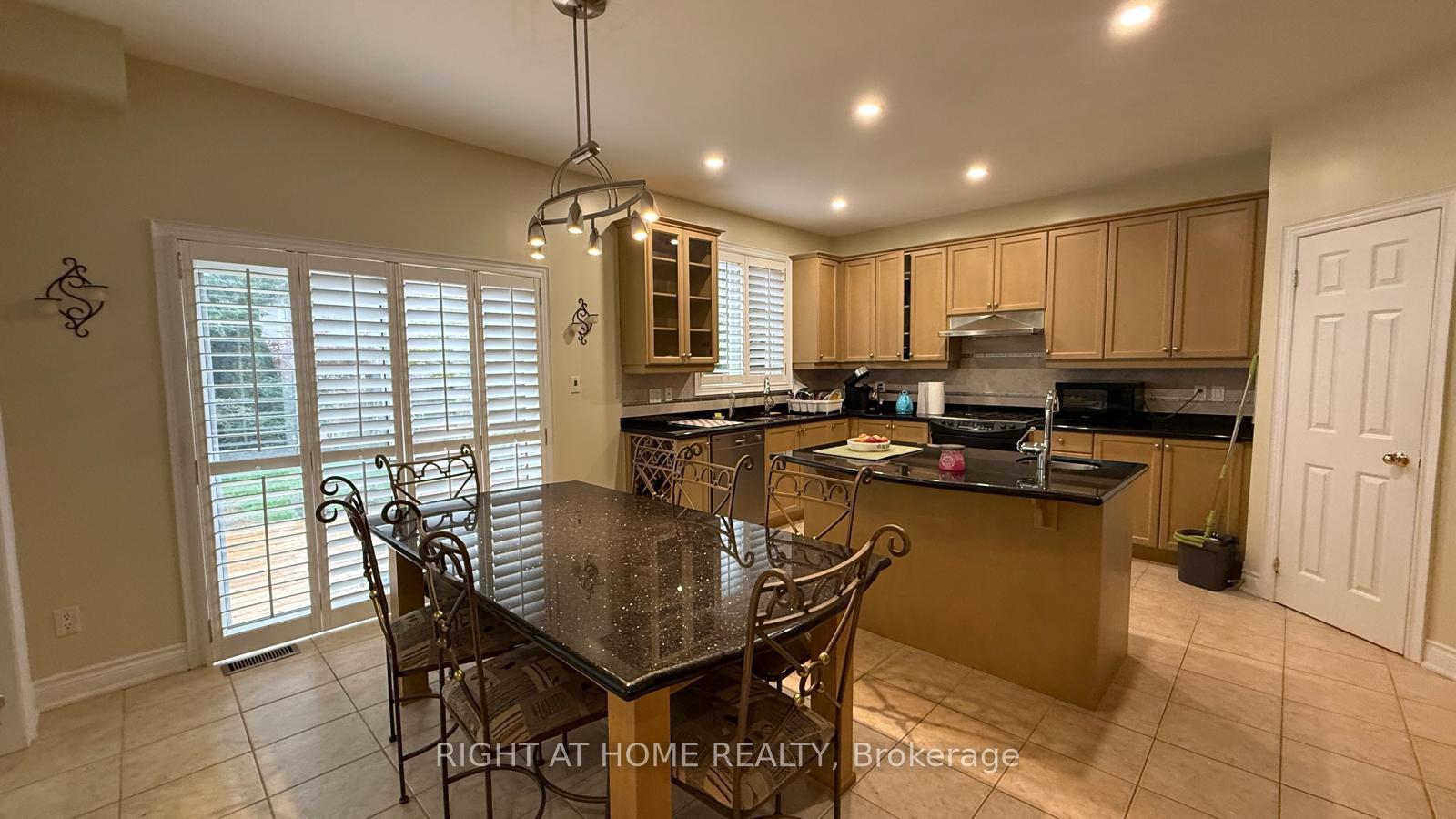 Photo 6 of 96 Bradgate Drive, Markham, Thornlea — HOMEH