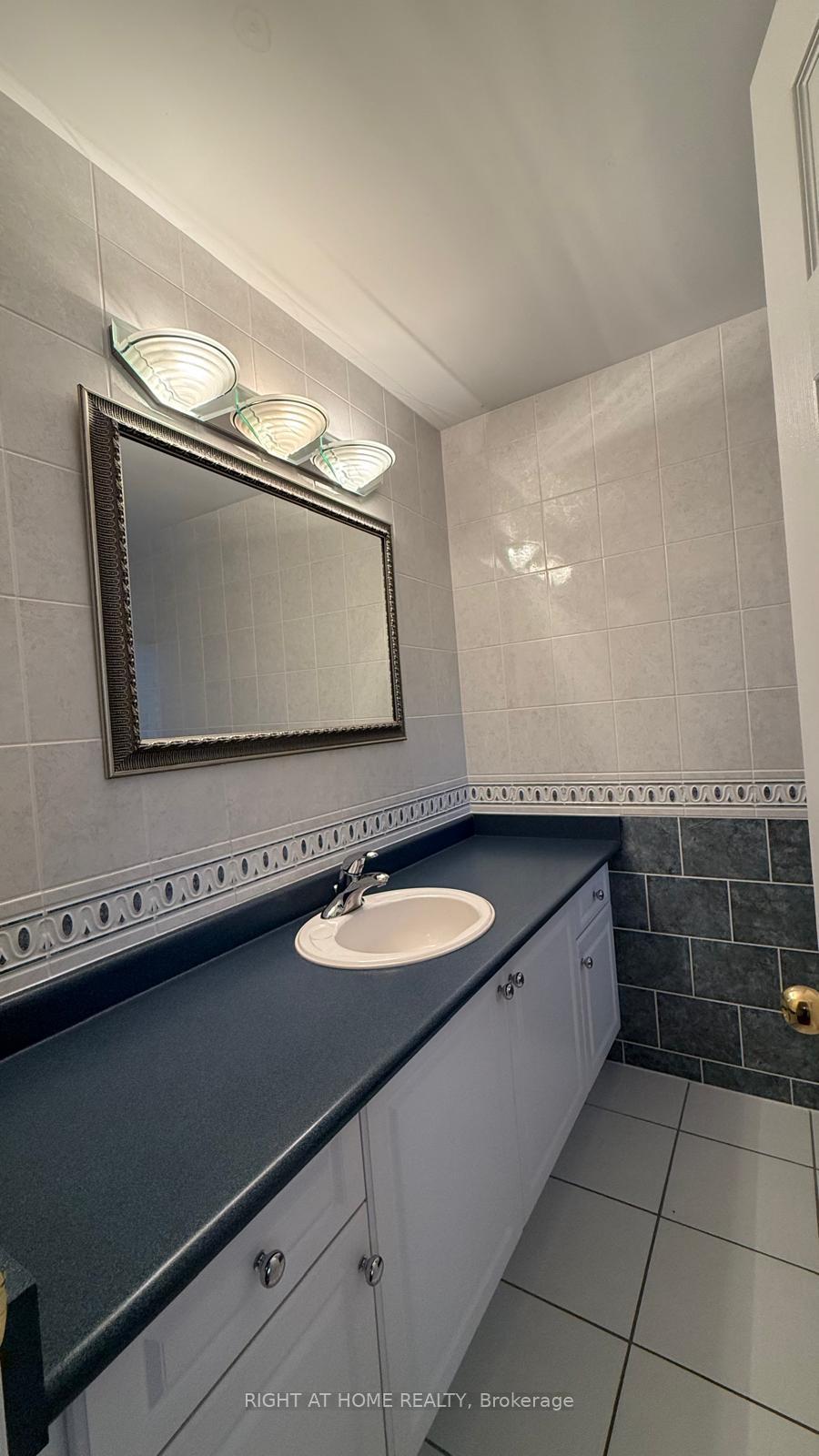 Photo 14 of 96 Bradgate Drive, Markham, Thornlea — HOMEH
