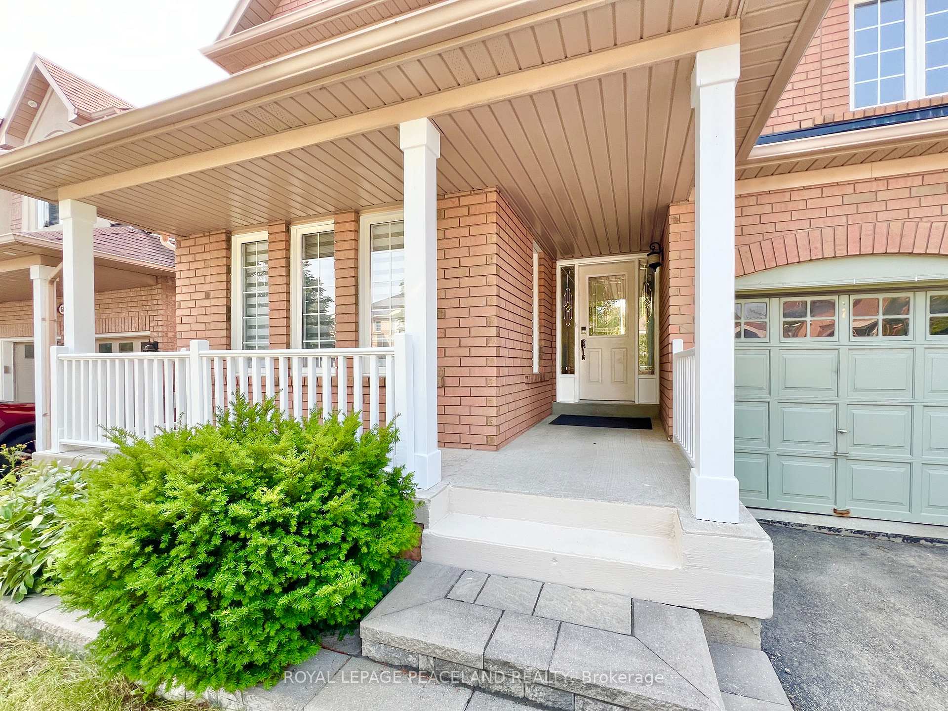 Photo 2 of 54 Treasure Road, Vaughan, Vellore Village — HOMEH
