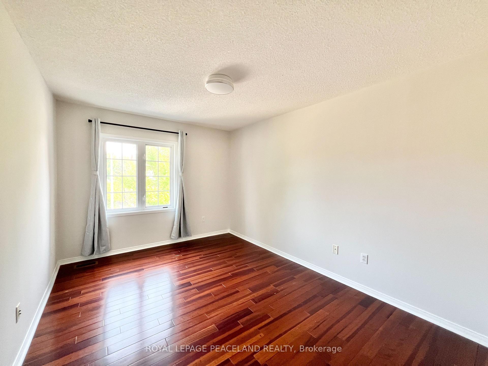 Photo 21 of 54 Treasure Road, Vaughan, Vellore Village — HOMEH