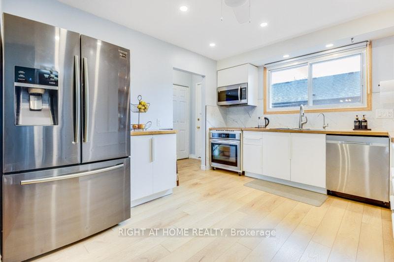Photo 5 of 15 Tuna Court, Hamilton, Templemead — HOMEH