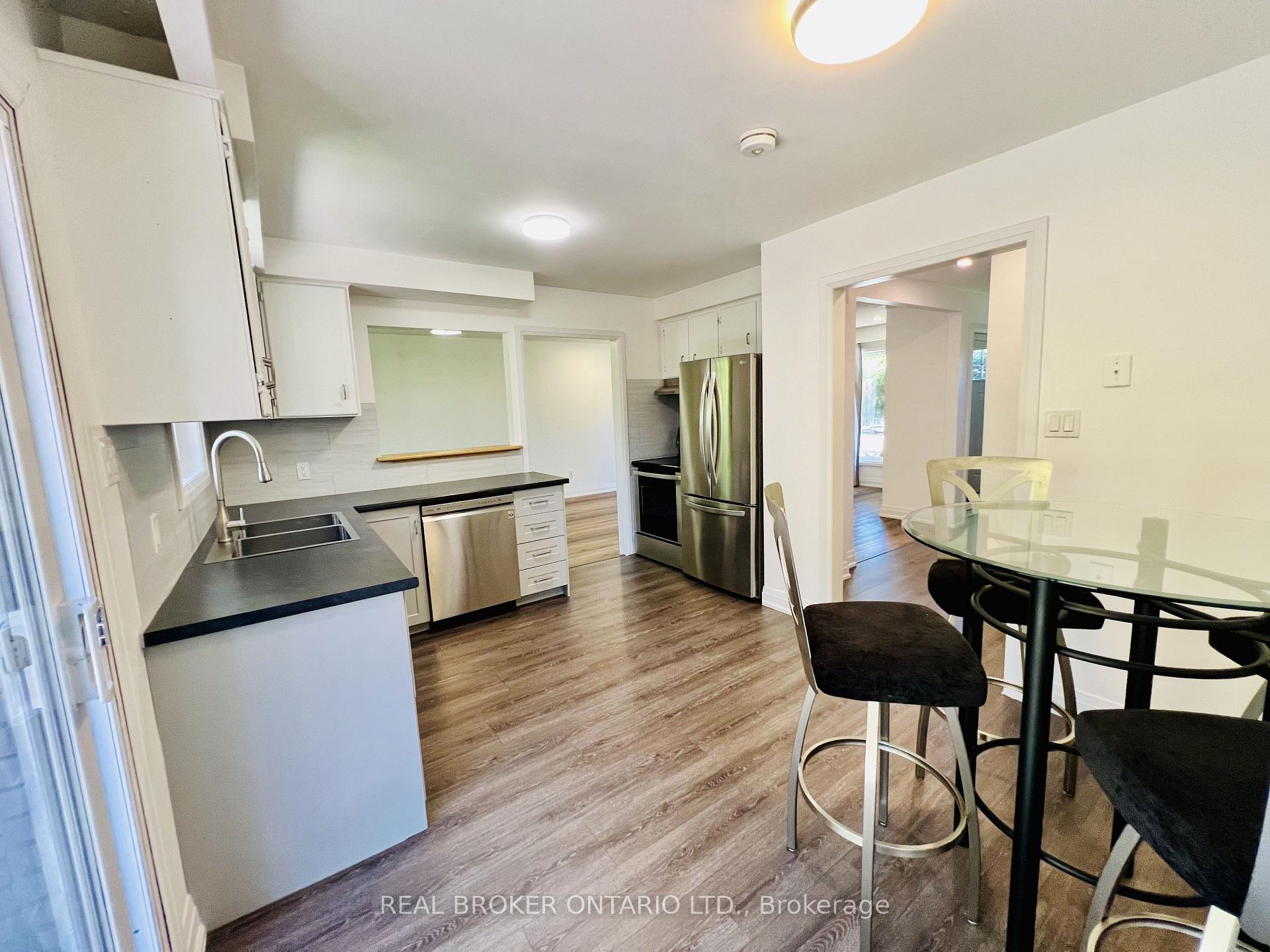 Photo 10 of 2154 Adullam Avenue, Innisfil, Alcona — HOMEH