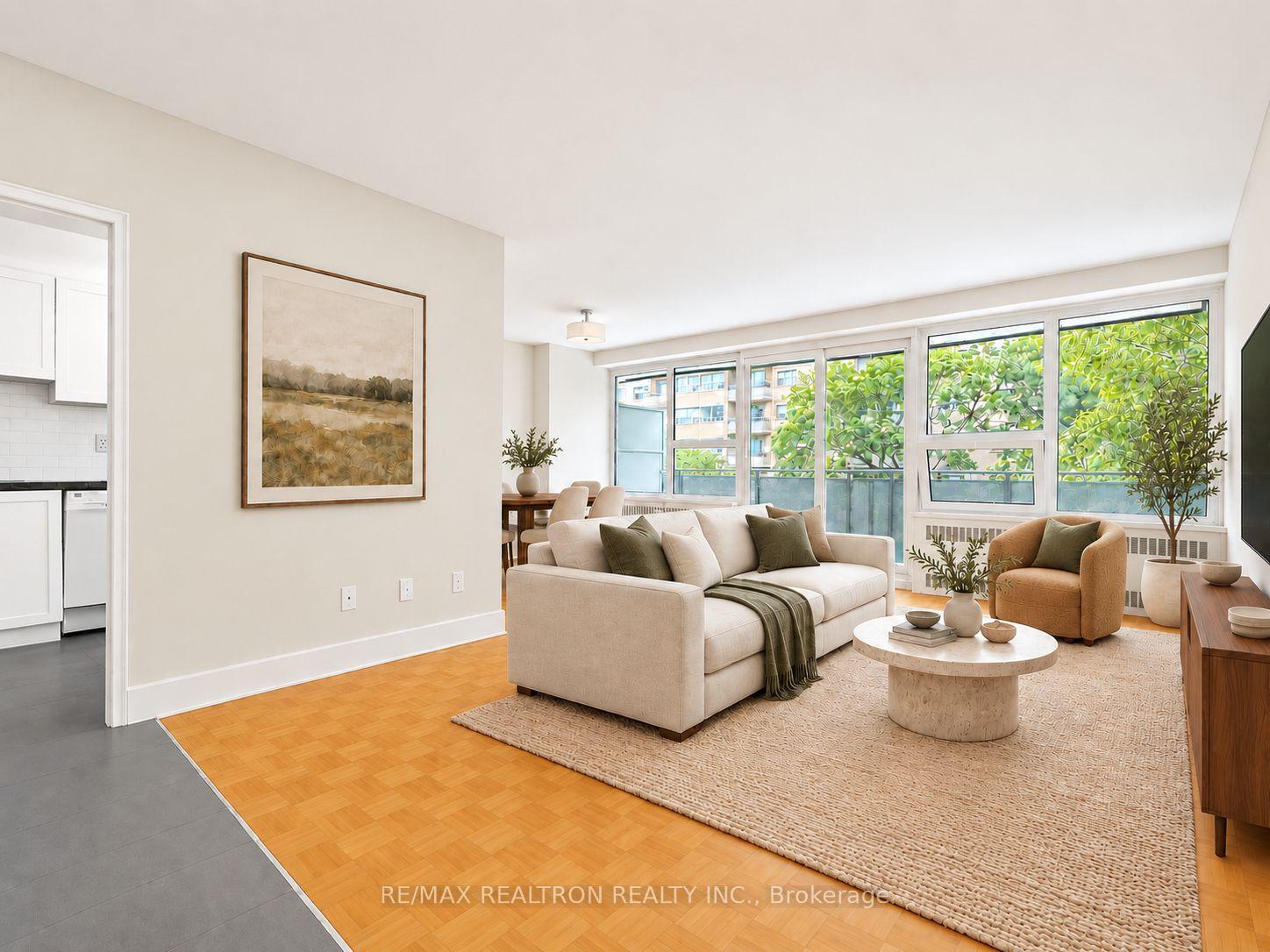 Photo of Unit 307, 10 Shallmar Boulevard