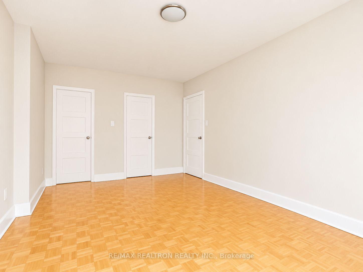 Photo 12 of Unit 307, 10 Shallmar Boulevard, Toronto, Forest Hill North — HOMEH