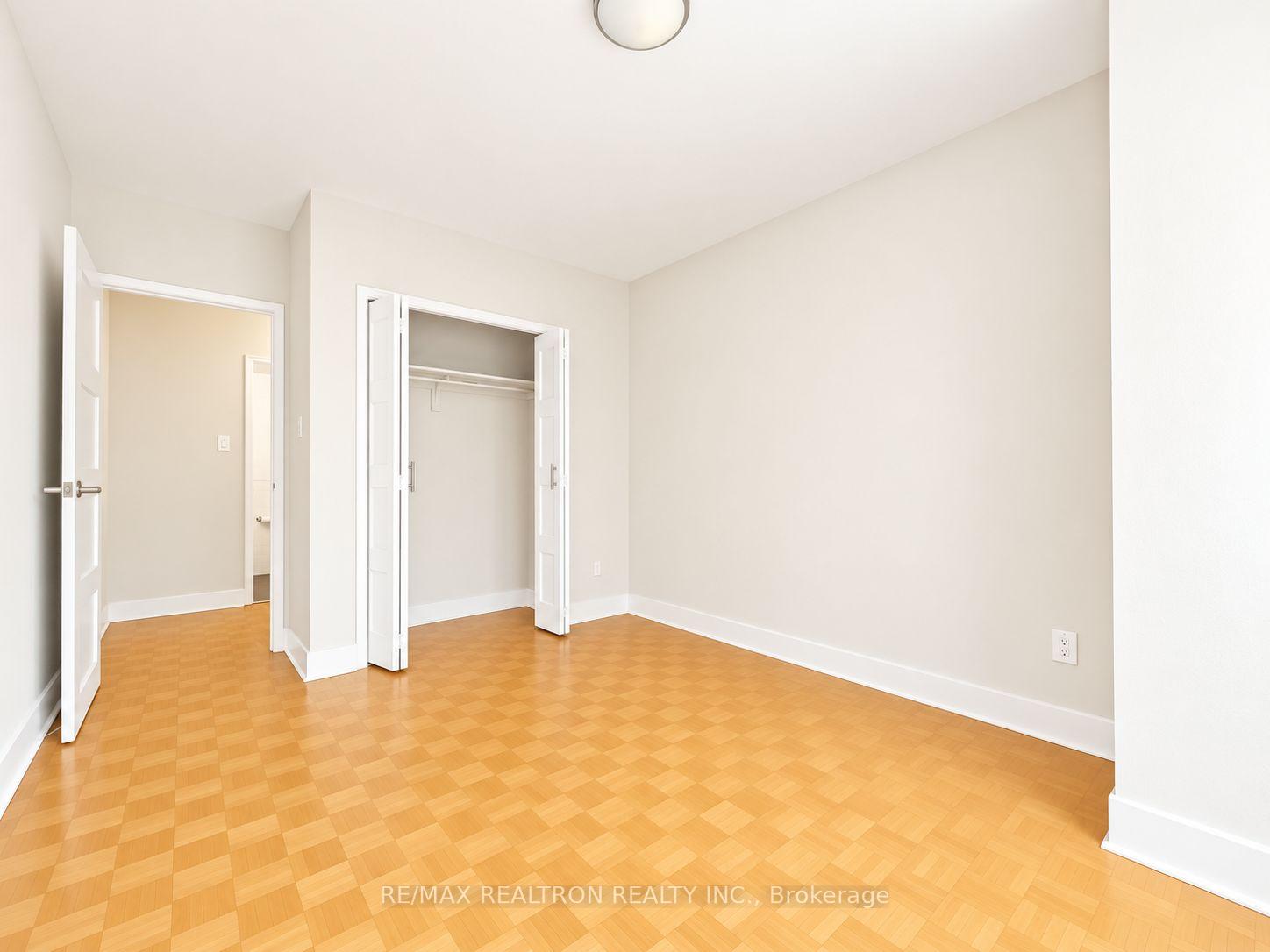 Photo 16 of Unit 307, 10 Shallmar Boulevard, Toronto, Forest Hill North — HOMEH