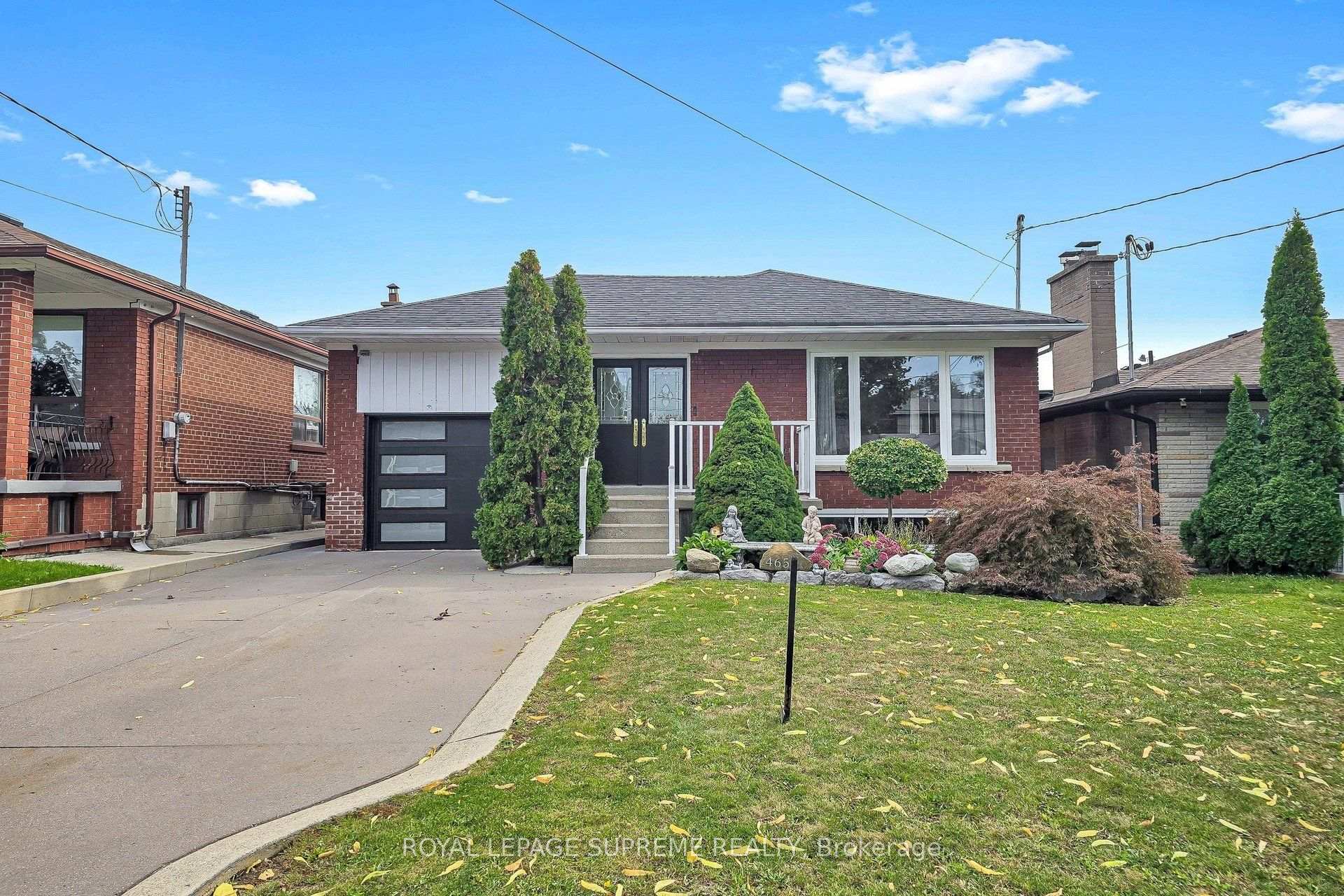 Photo of 465 Maple Leaf Drive