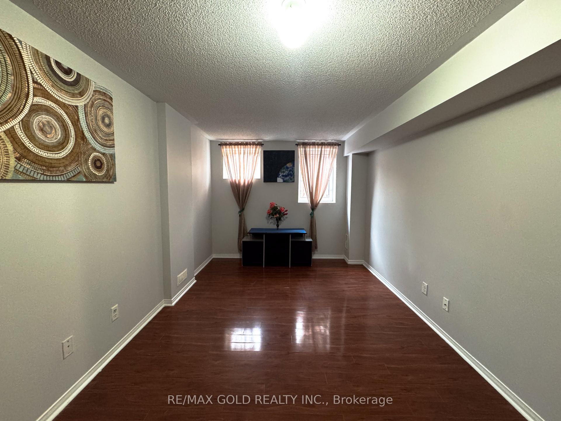 Photo 6 of Unit Basemnt, 12 Lillian Crescent, Brampton, Sandringham-Wellington — HOMEH