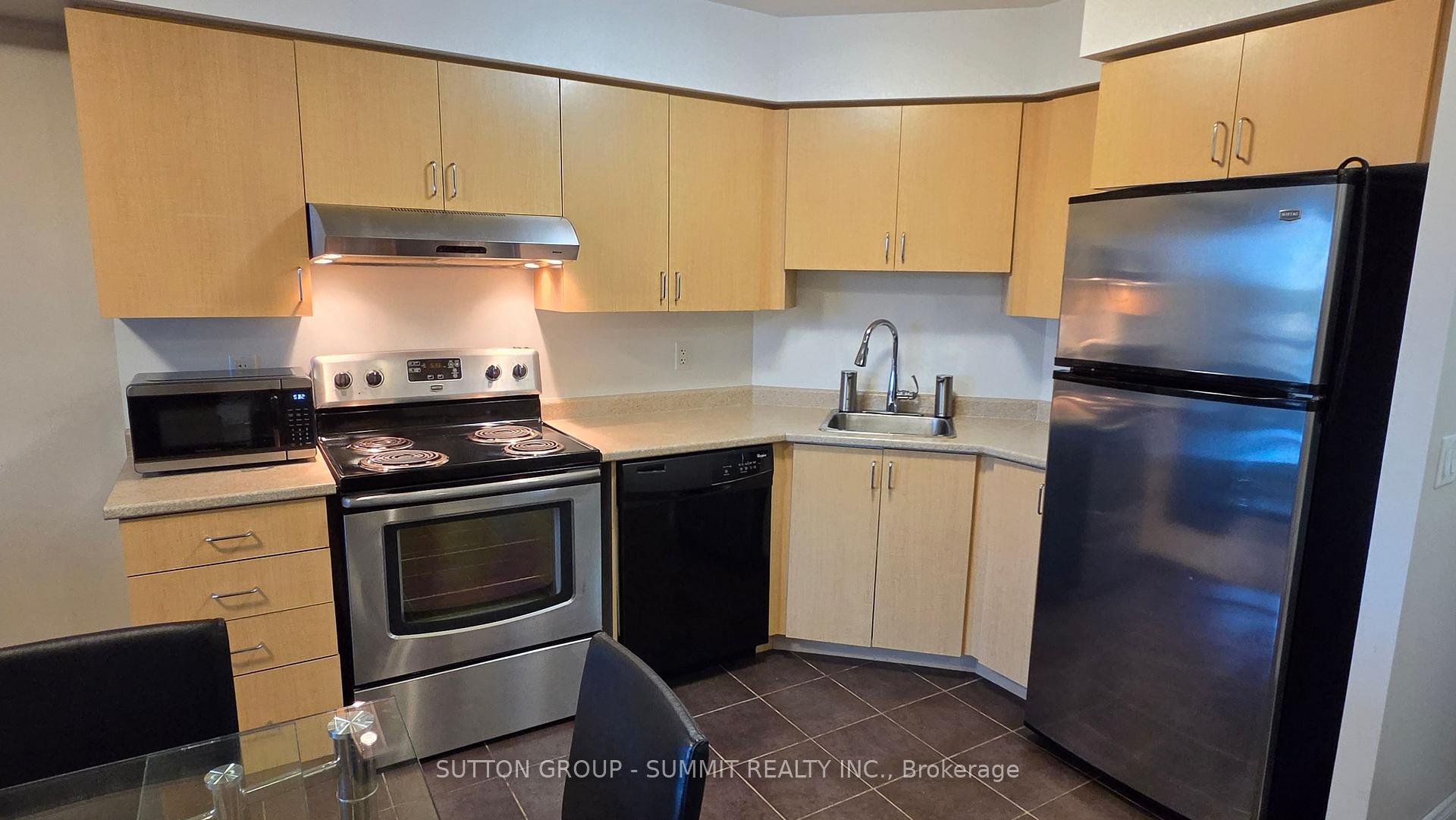 Photo 4 of Unit 409, 35 Saranac Boulevard, Toronto, Englemount-Lawrence — HOMEH
