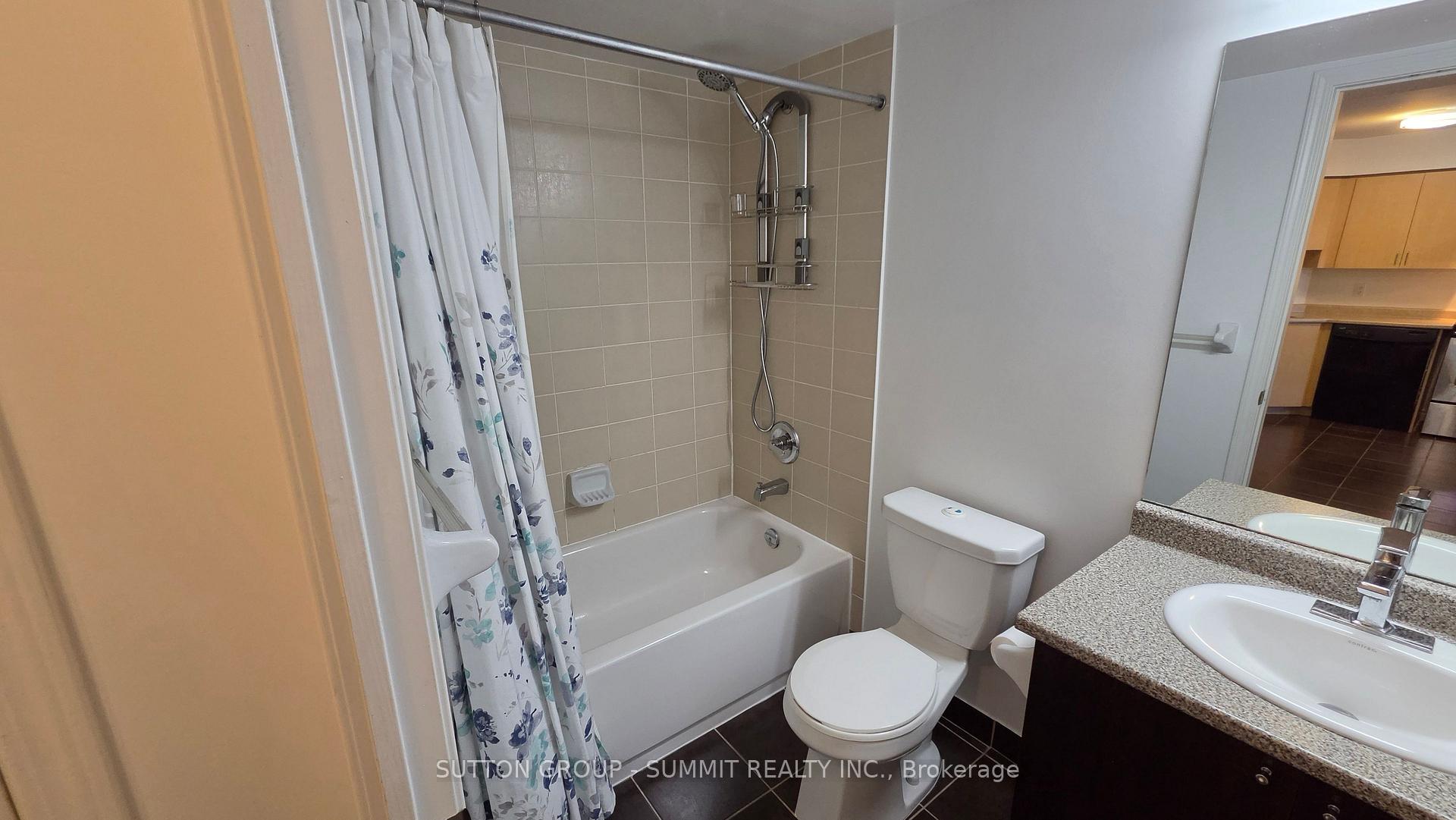 Photo 15 of Unit 409, 35 Saranac Boulevard, Toronto, Englemount-Lawrence — HOMEH