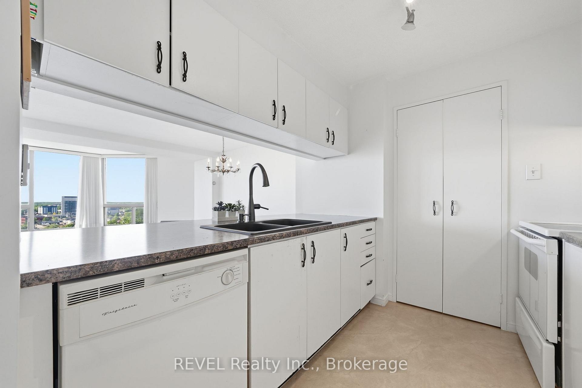 Photo 22 of Unit 1006, 350 Front Street, Belleville, Belleville Ward — HOMEH