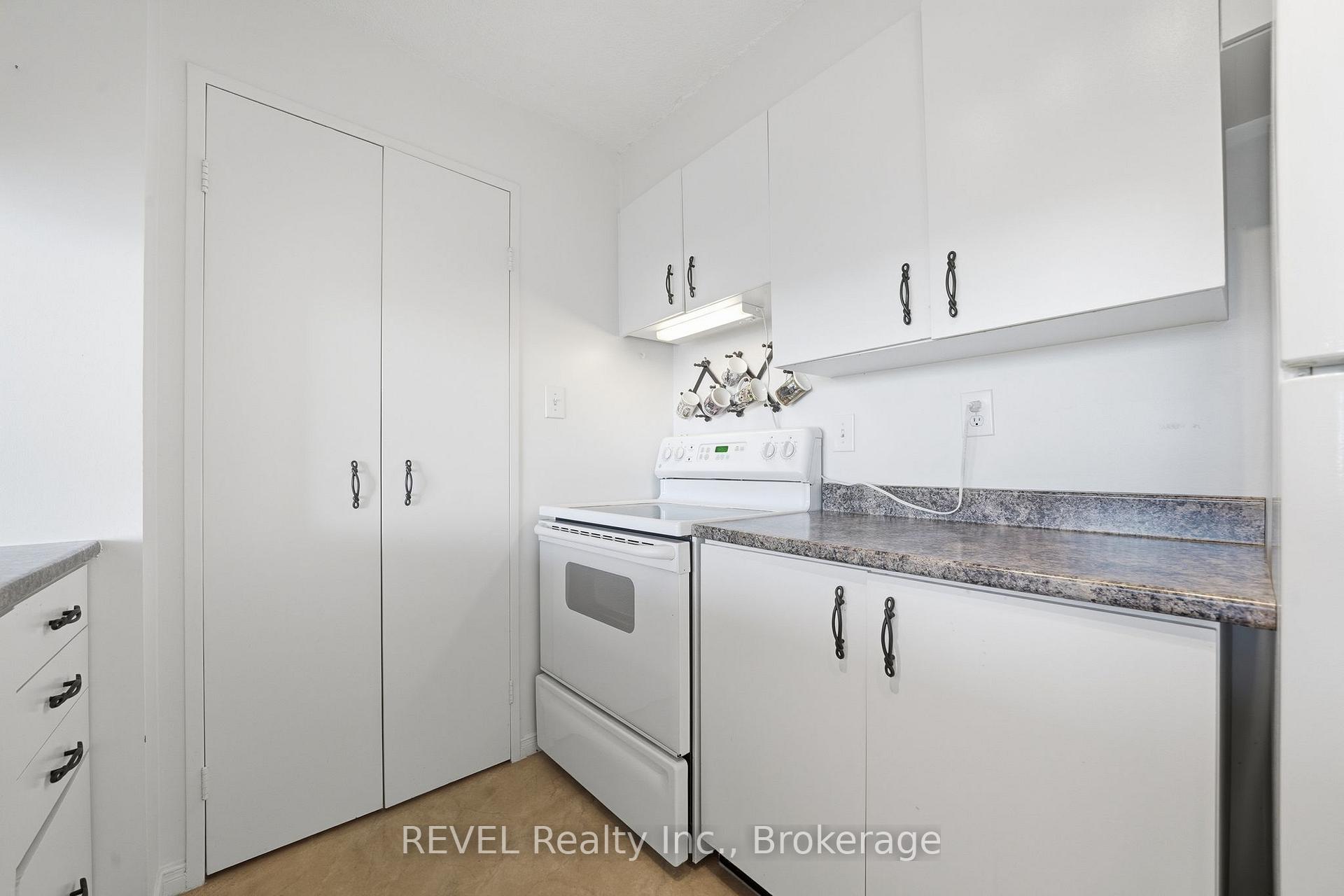 Photo 26 of Unit 1006, 350 Front Street, Belleville, Belleville Ward — HOMEH