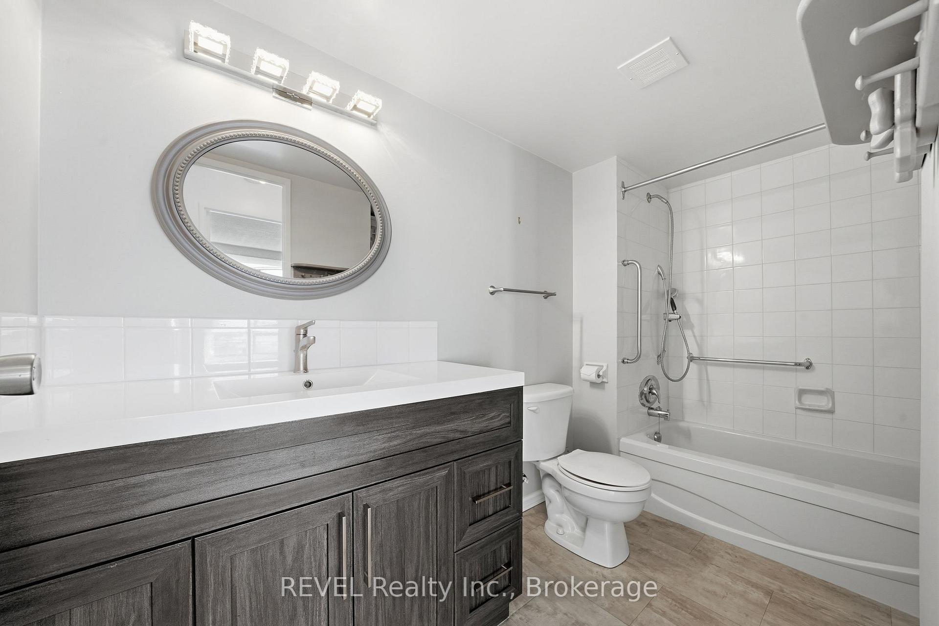 Photo 32 of Unit 1006, 350 Front Street, Belleville, Belleville Ward — HOMEH