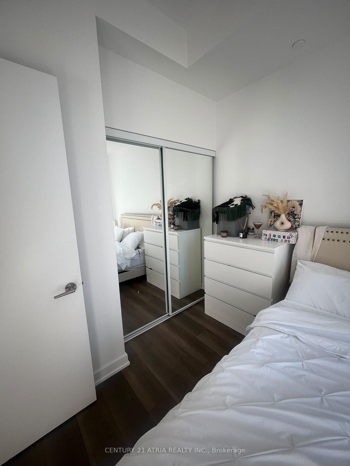 Photo 8 of Unit 707, 38 Iannuzzi Street, Toronto, Niagara — HOMEH