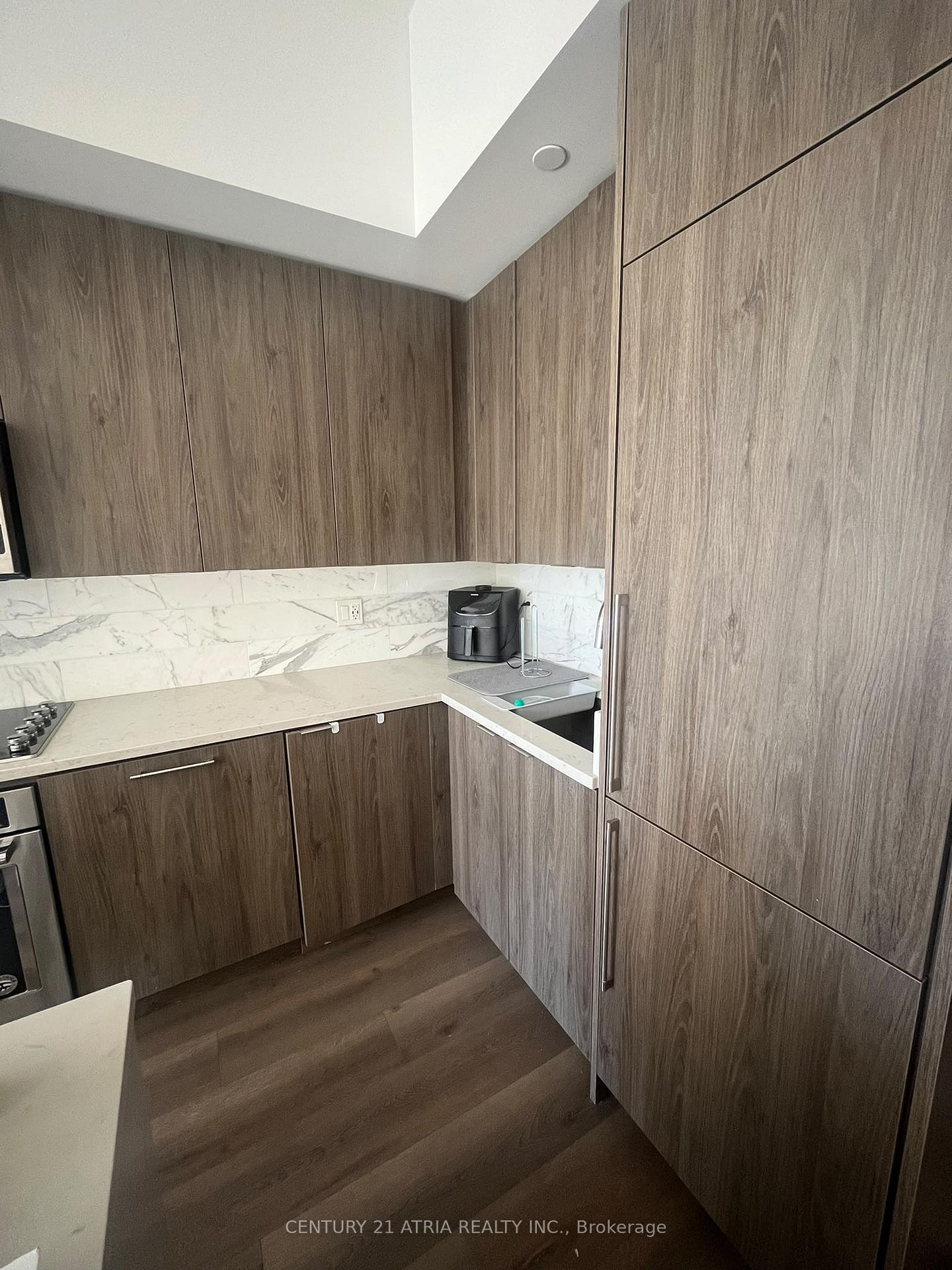 Photo 12 of Unit 707, 38 Iannuzzi Street, Toronto, Niagara — HOMEH