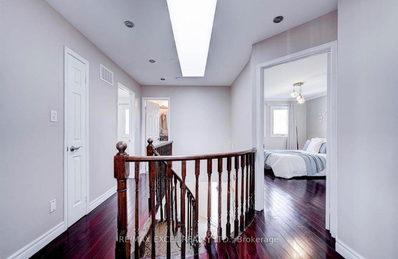 Photo 18 of Unit Upper, 70 Weldrick Road E, Richmond Hill, Harding — HOMEH