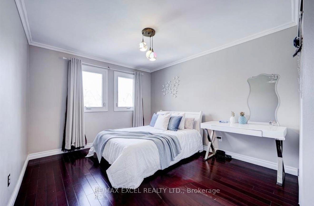 Photo 22 of Unit Upper, 70 Weldrick Road E, Richmond Hill, Harding — HOMEH