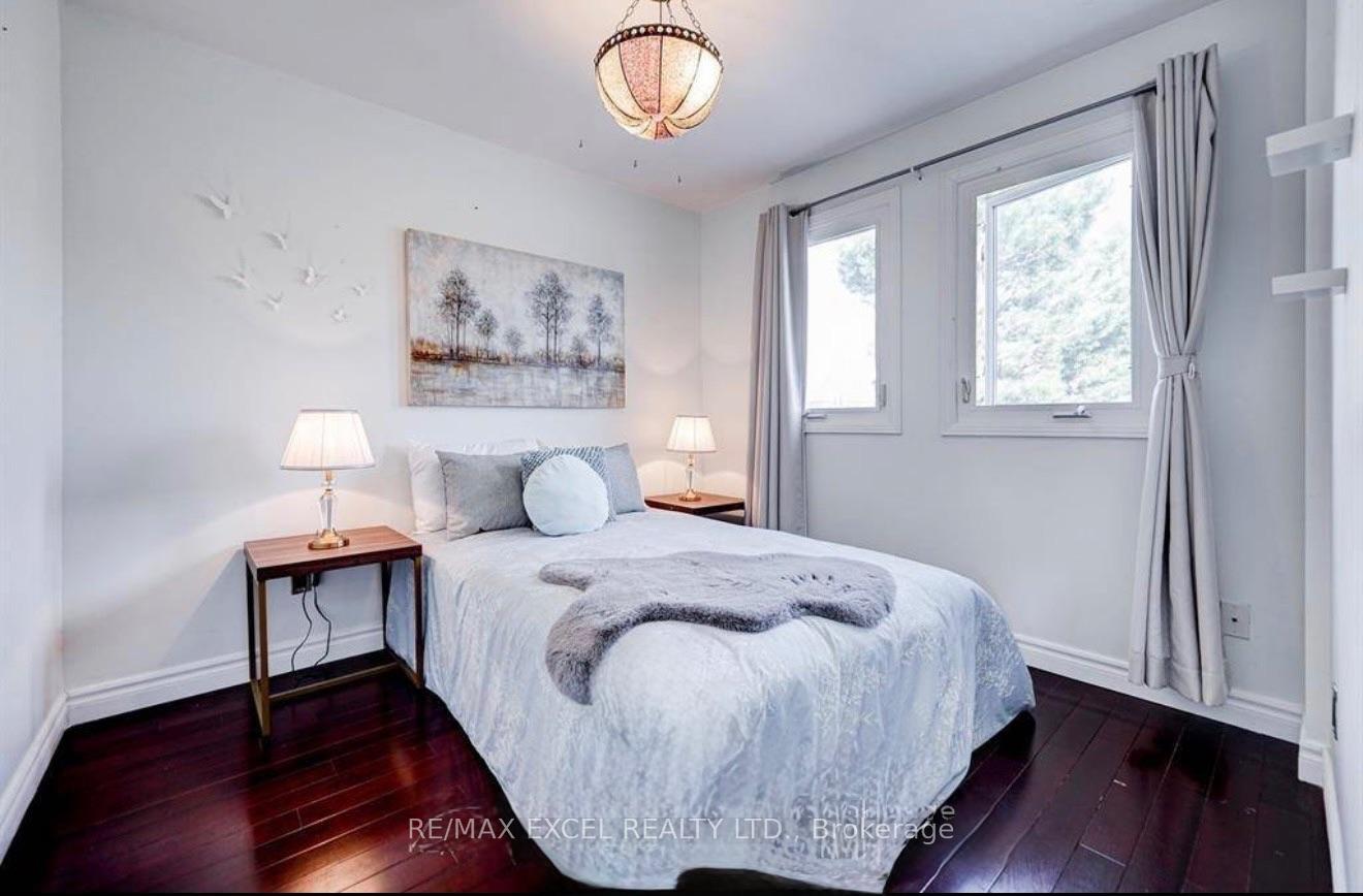 Photo 23 of Unit Upper, 70 Weldrick Road E, Richmond Hill, Harding — HOMEH