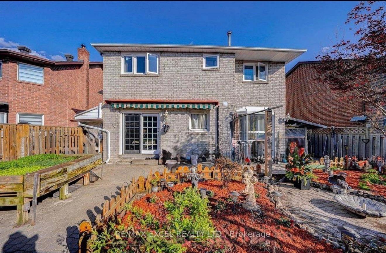 Photo 25 of Unit Upper, 70 Weldrick Road E, Richmond Hill, Harding — HOMEH