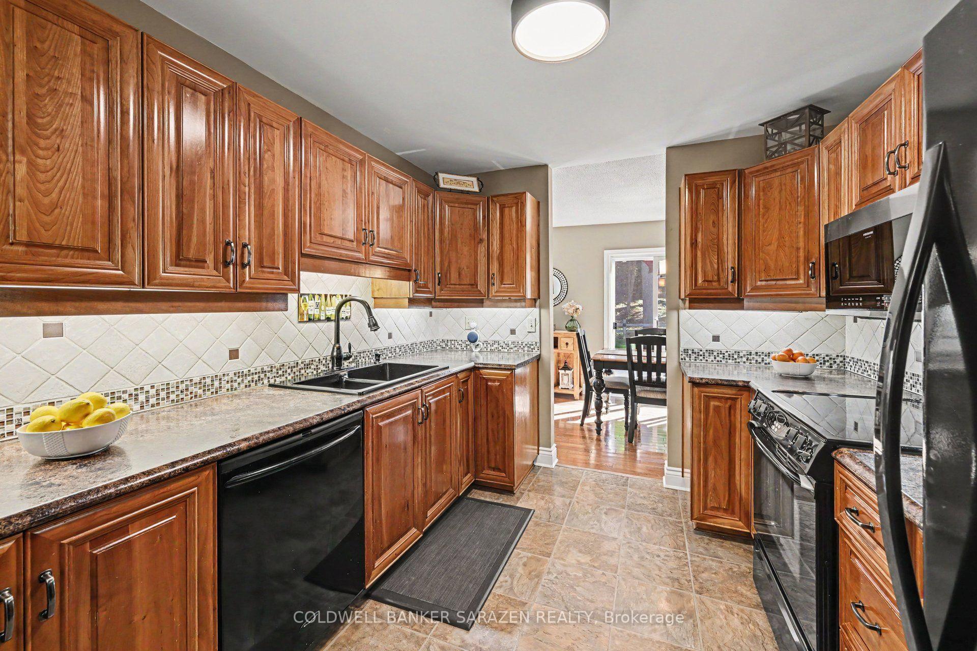 Photo 26 of 77 Lorlei Drive, McNab/Braeside, Mcnab/Braeside Twps — HOMEH