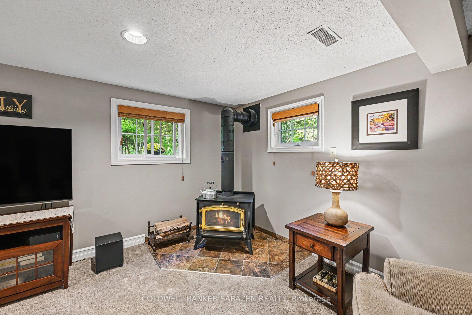 Photo 58 of 77 Lorlei Drive, McNab/Braeside, Mcnab/Braeside Twps — HOMEH