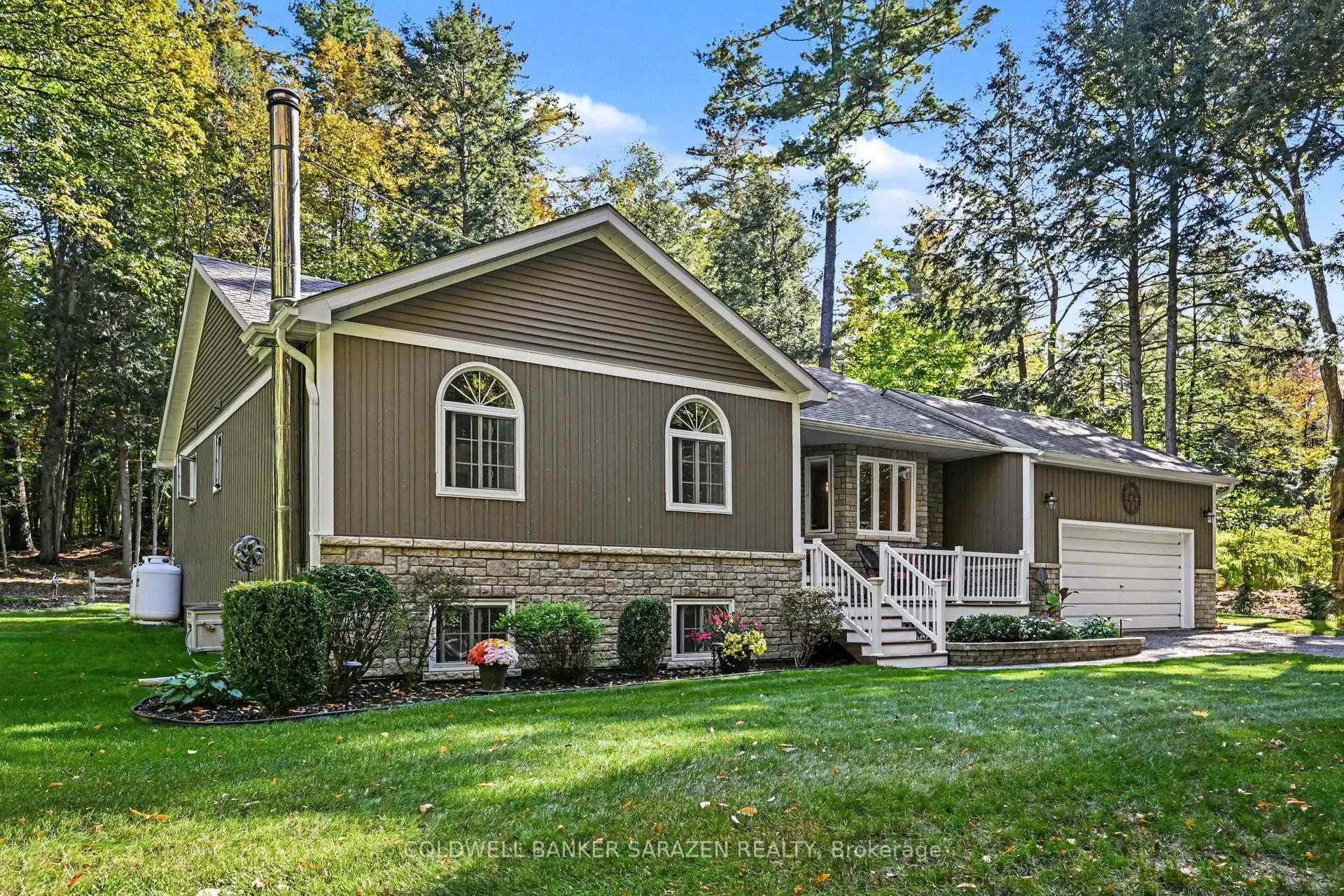 Photo 37 of 77 Lorlei Drive, McNab/Braeside, Mcnab/Braeside Twps — HOMEH