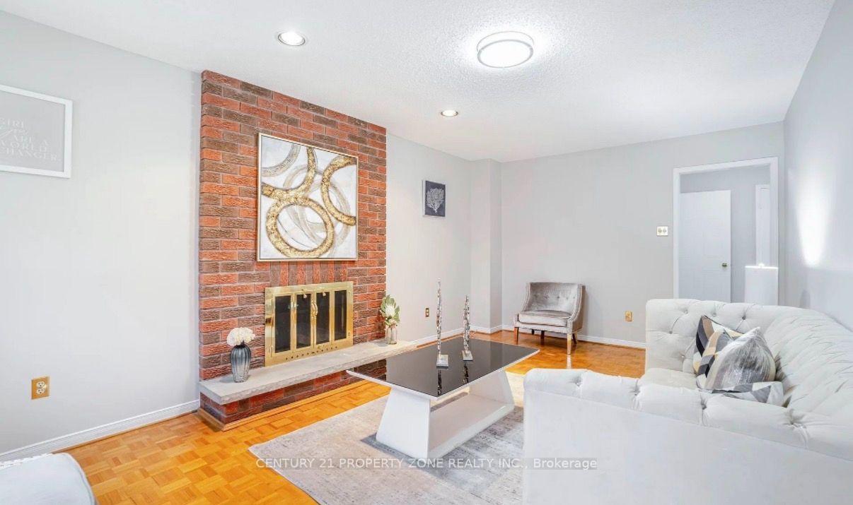 Photo 6 of 20 Corkett Drive, Brampton, Northwood Park — HOMEH