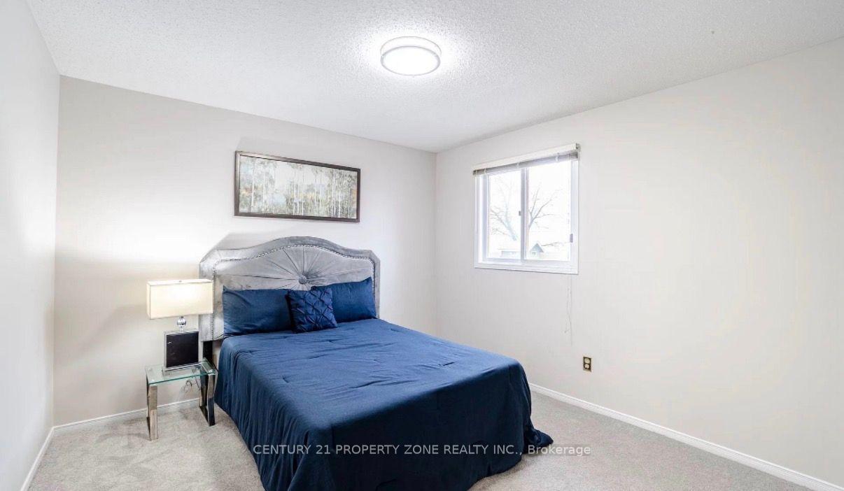Photo 9 of 20 Corkett Drive, Brampton, Northwood Park — HOMEH