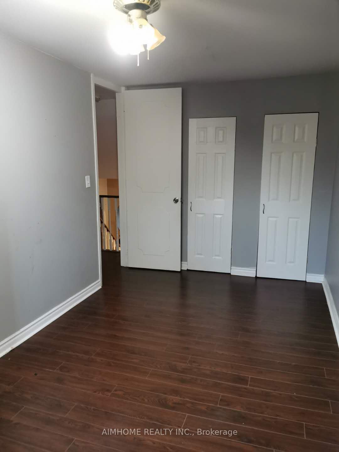Photo 4 of 20 Lisburn Crescent, North York, Don Valley Village — HOMEH