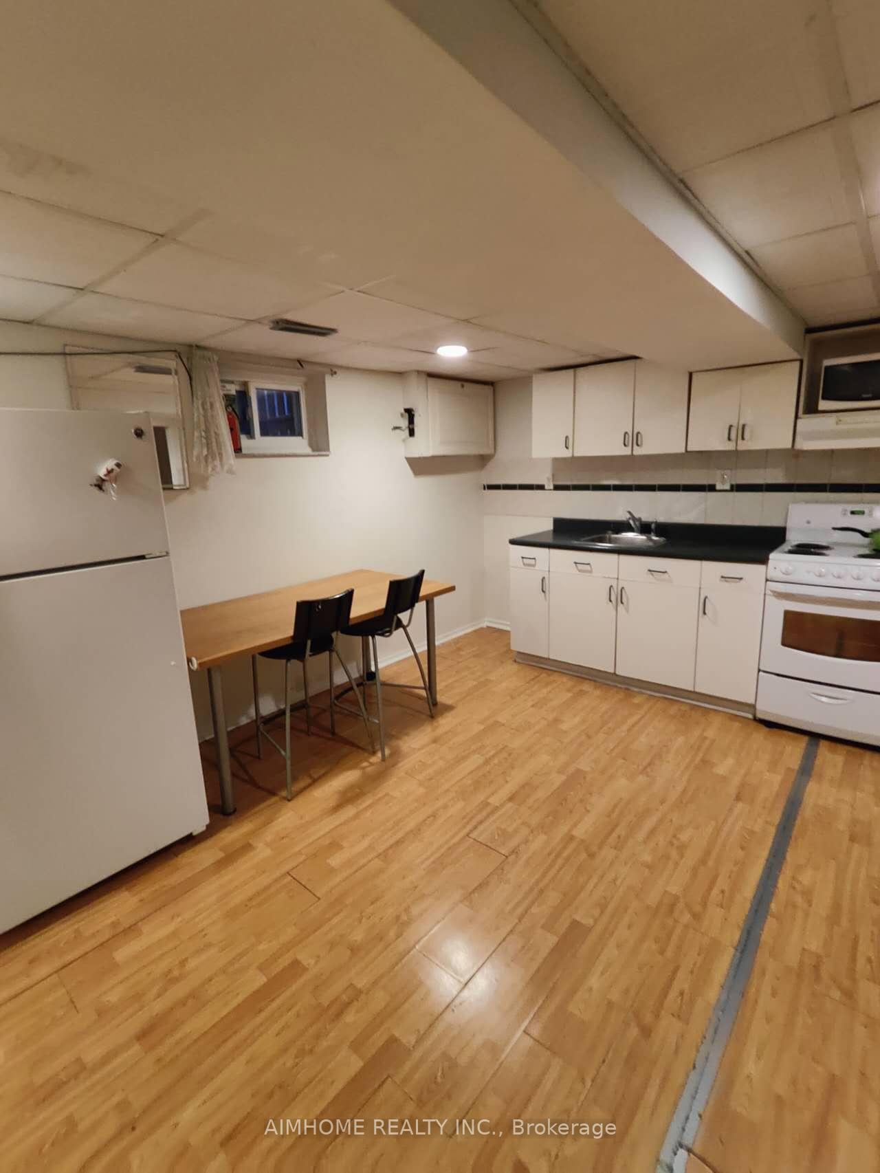 Photo 32 of 20 Lisburn Crescent, North York, Don Valley Village — HOMEH