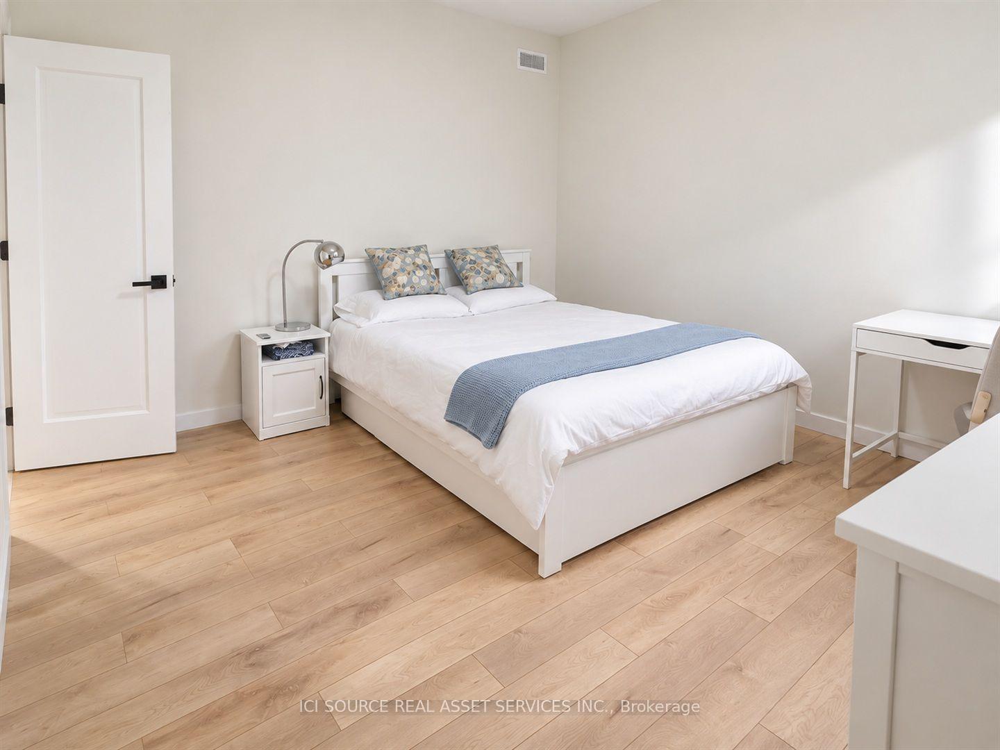 Photo 5 of 1221 Meadowlands Drive E, Ottawa, City View/Skyline/Fisher Heights/Parkwood Hills — HOMEH