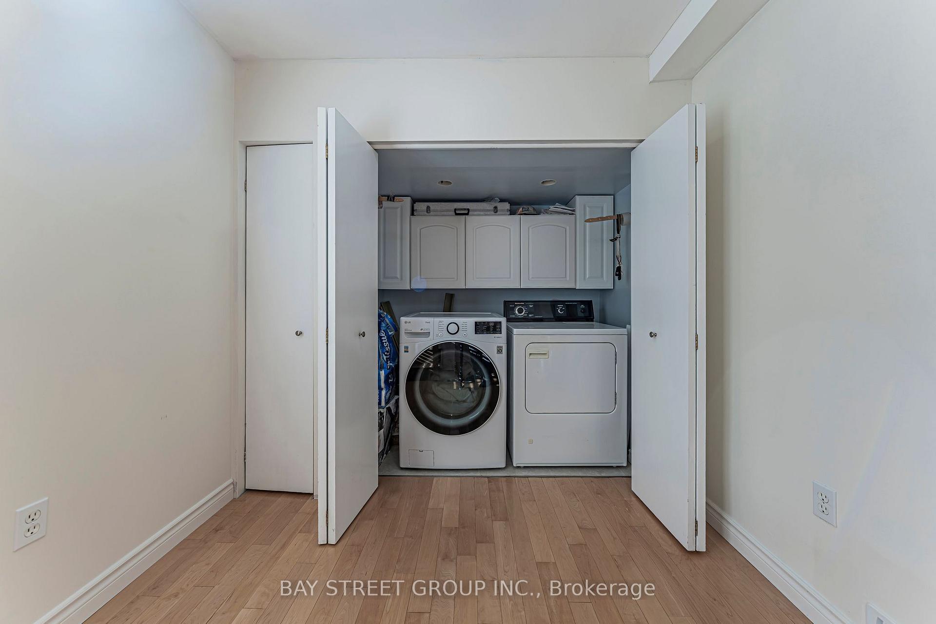 Photo 19 of 1111 Kent Avenue, Oakville, College Park — HOMEH