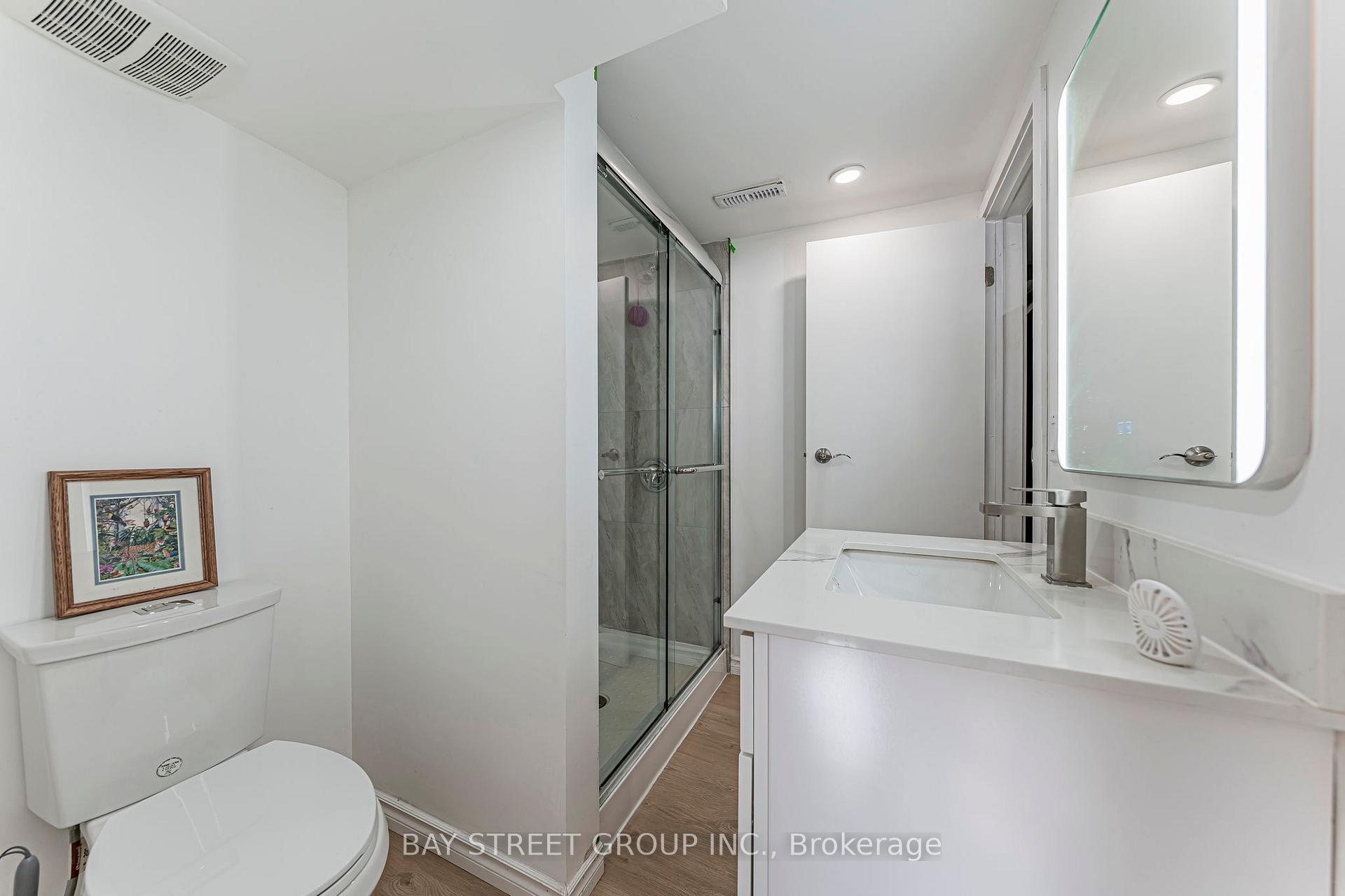 Photo 34 of 1111 Kent Avenue, Oakville, College Park — HOMEH