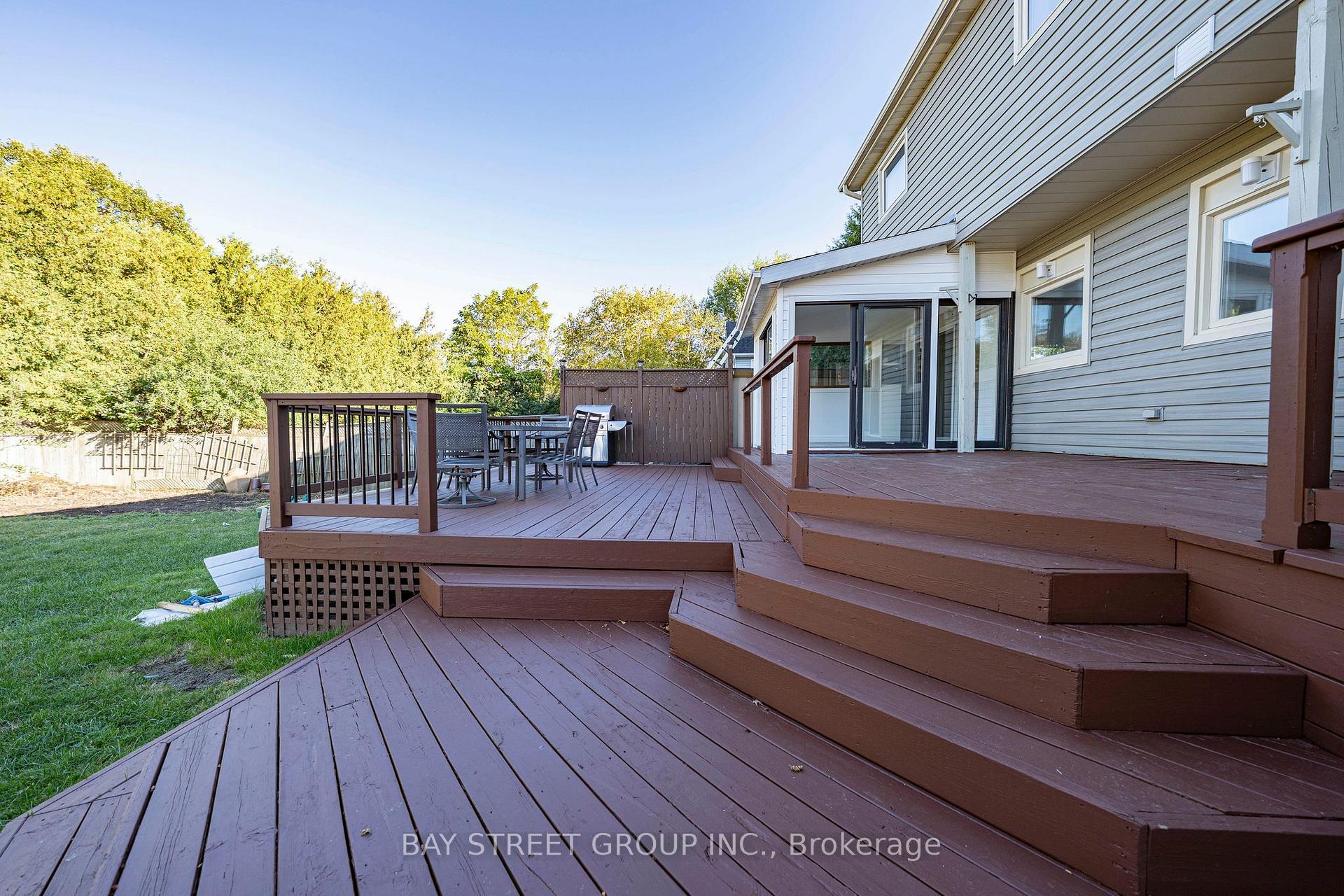 Photo 45 of 1111 Kent Avenue, Oakville, College Park — HOMEH