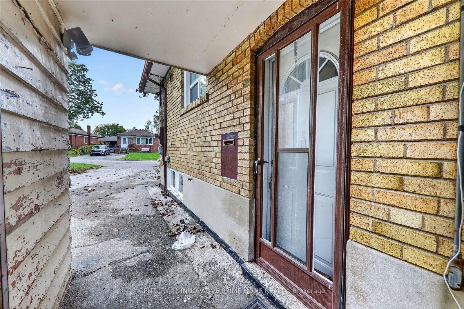 Photo 5 of Unit Basement, 28 Belyea Crescent, Scarborough, Bendale — HOMEH