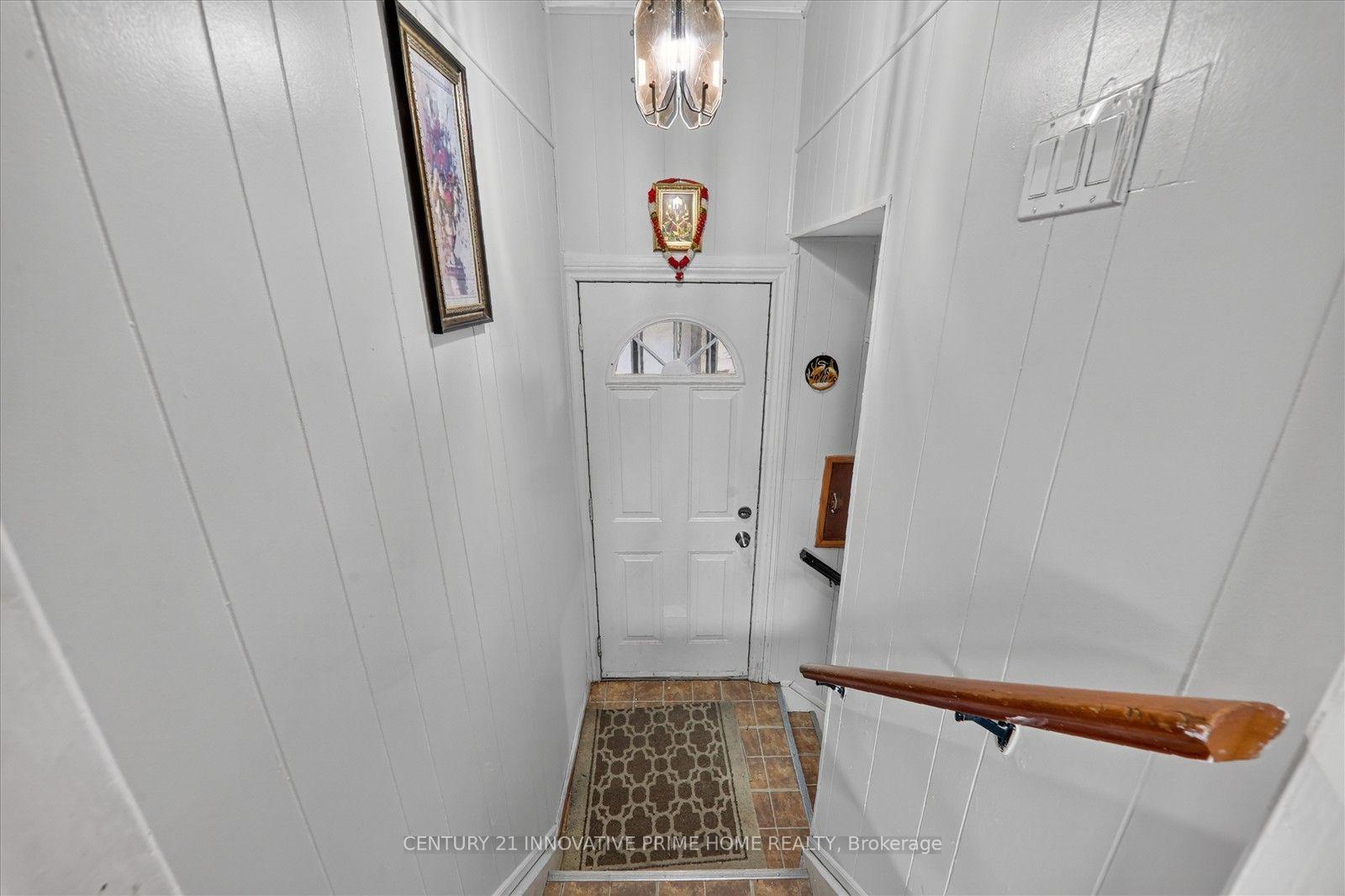 Photo 6 of Unit Basement, 28 Belyea Crescent, Scarborough, Bendale — HOMEH