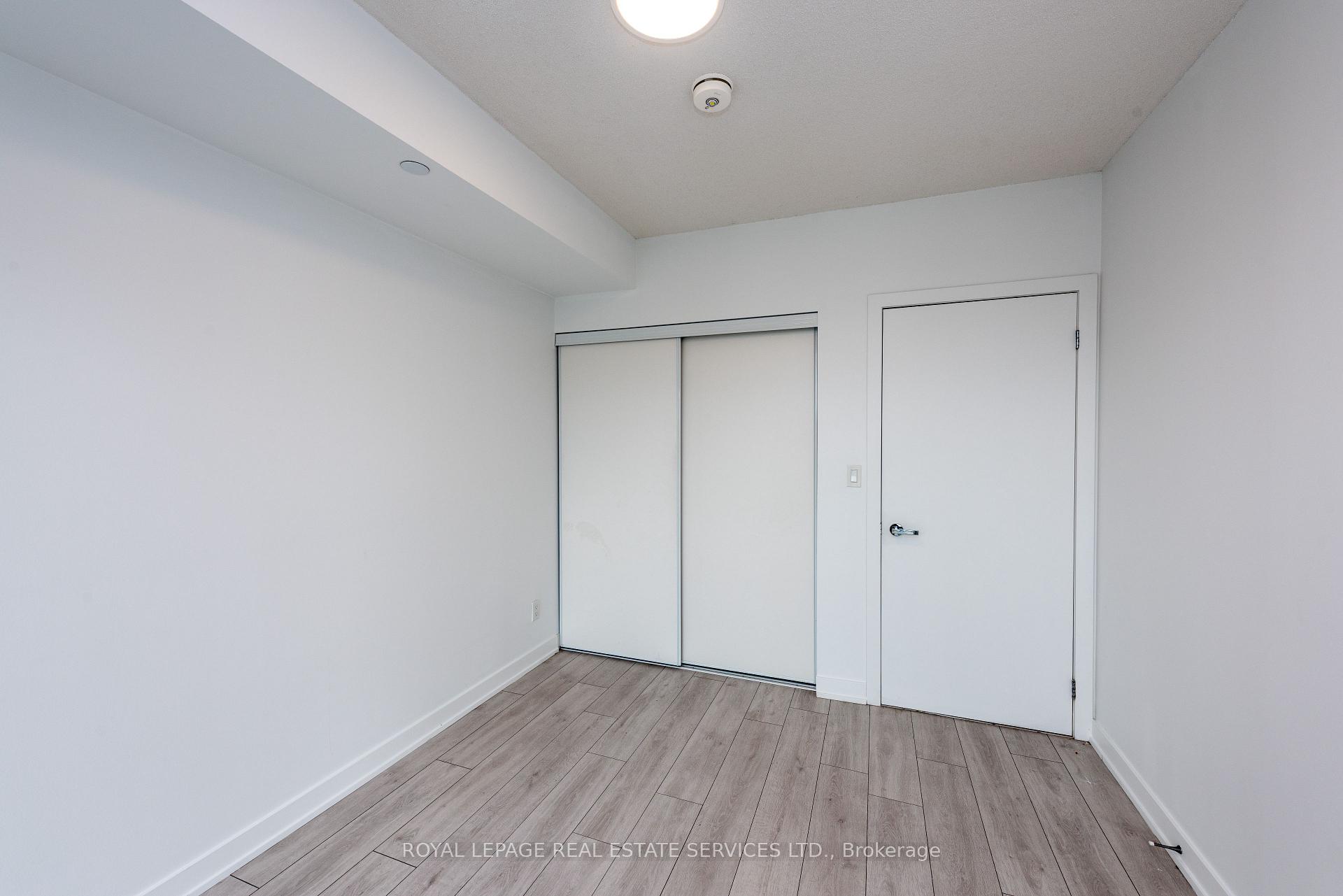 Photo 33 of Unit A224, 3210 Dakota Common, Burlington, Alton — HOMEH