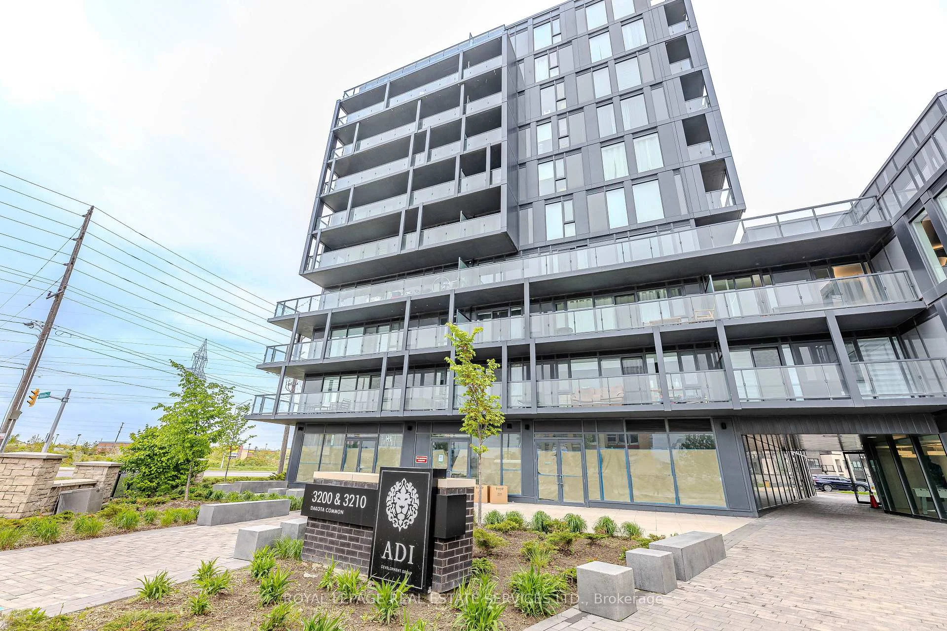 Photo 6 of Unit A224, 3210 Dakota Common, Burlington, Alton — HOMEH