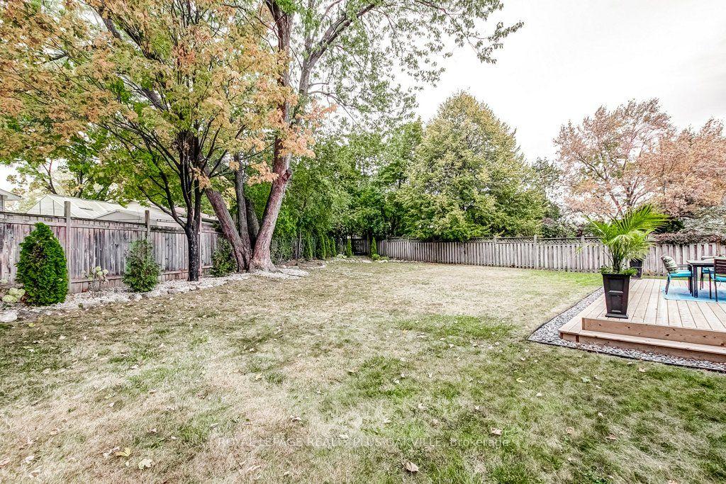 Photo 39 of 4364 Ayr Place, Burlington, Shoreacres — HOMEH