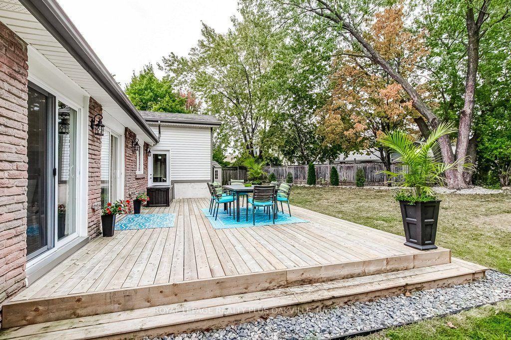 Photo 41 of 4364 Ayr Place, Burlington, Shoreacres — HOMEH