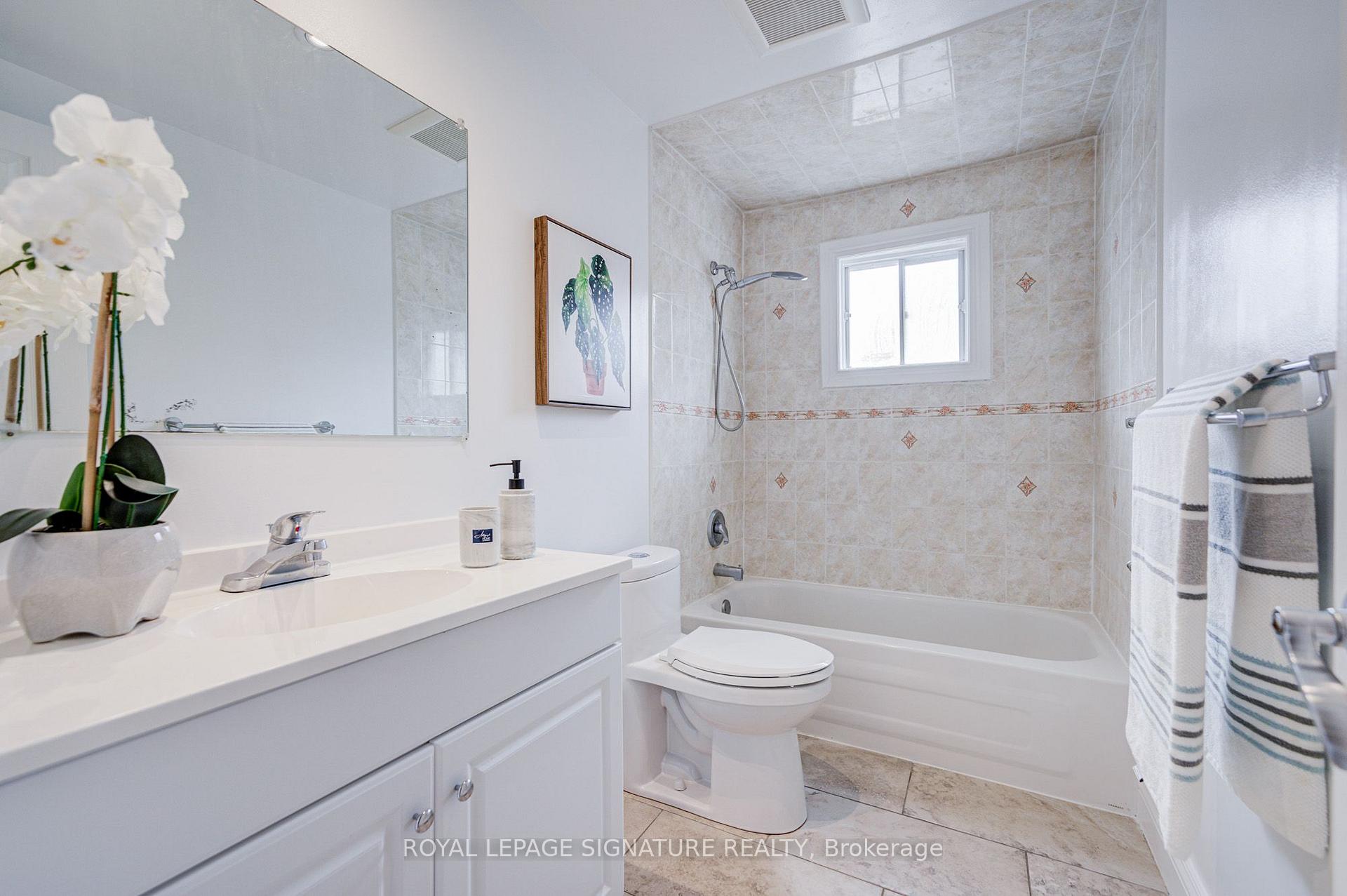 Photo 35 of 1132 Cedarcroft Crescent, Pickering, Liverpool — HOMEH