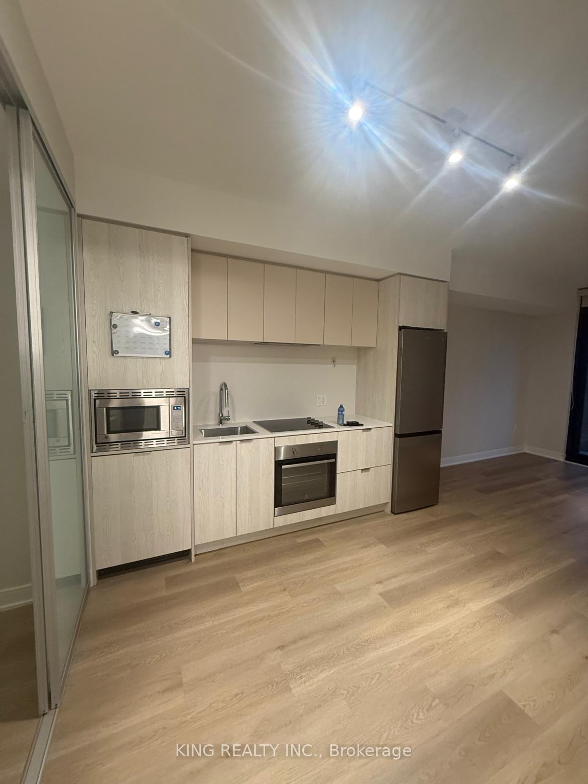 Photo 15 of 86 Dundas Street E, Mississauga, Cooksville — HOMEH