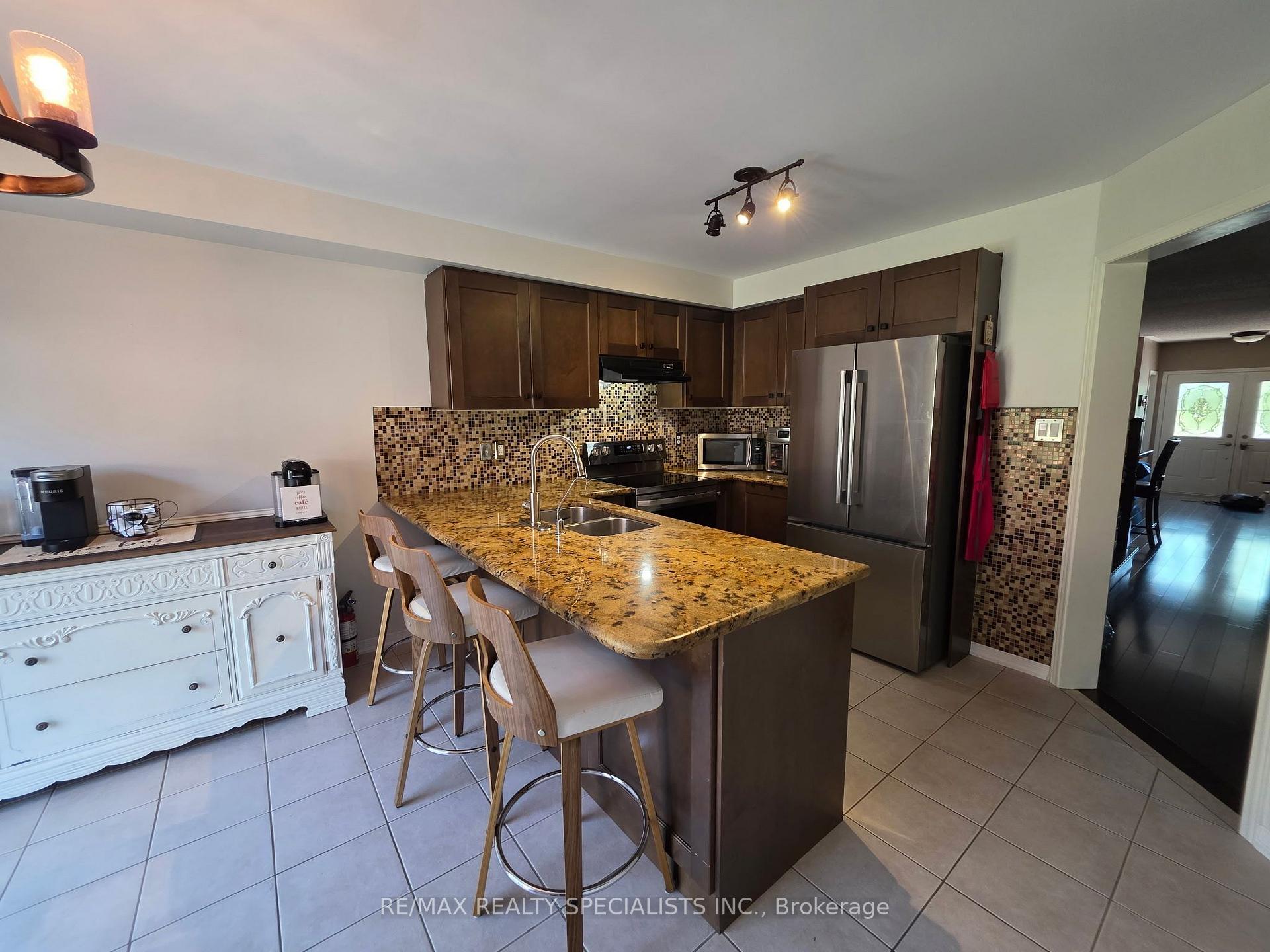 Photo 10 of 482 Grant Way, Milton, Scott — HOMEH