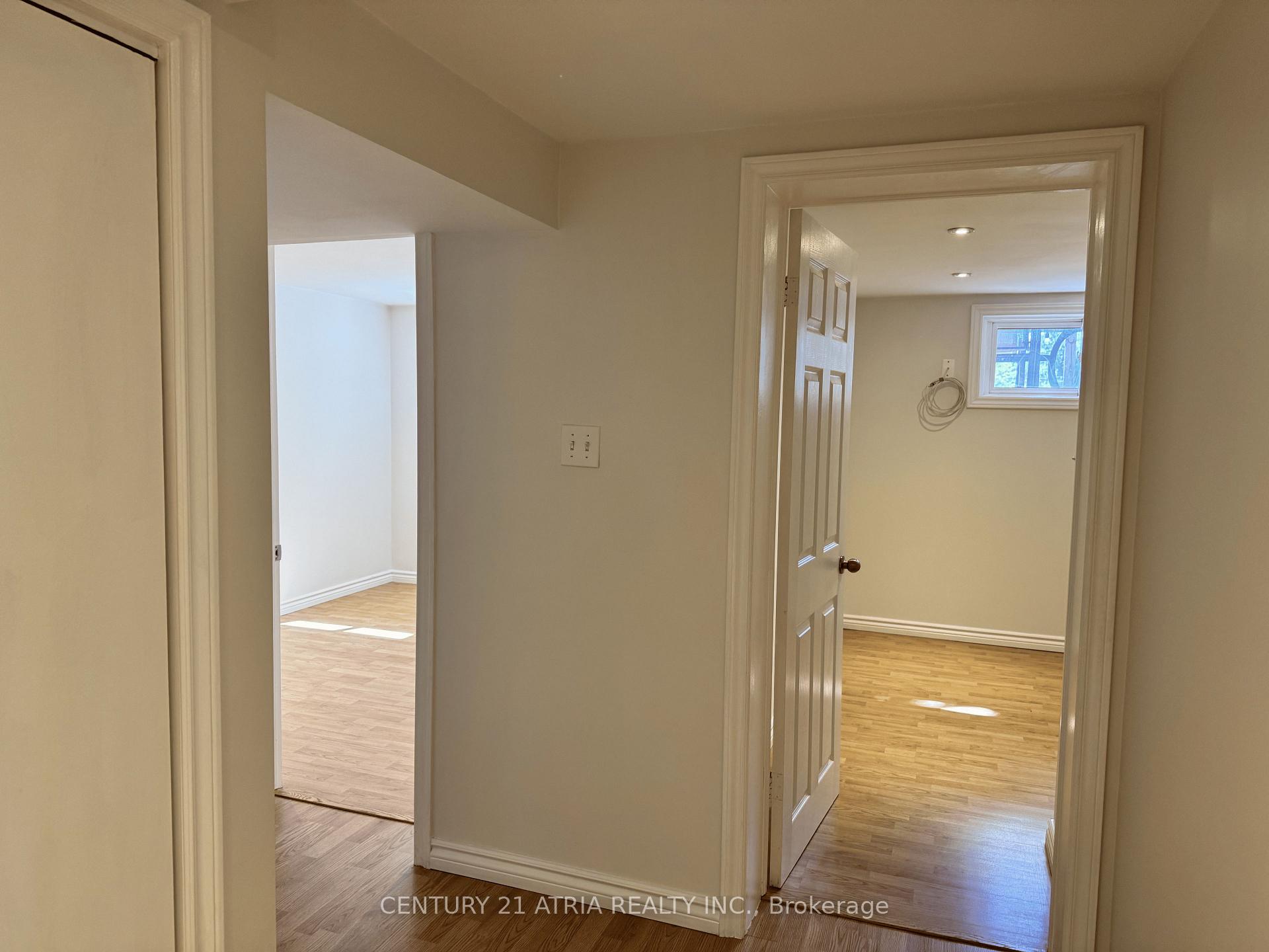 Photo 8 of Unit Bsmt, 28 Willowhurst Crescent, Scarborough, Wexford-Maryvale — HOMEH