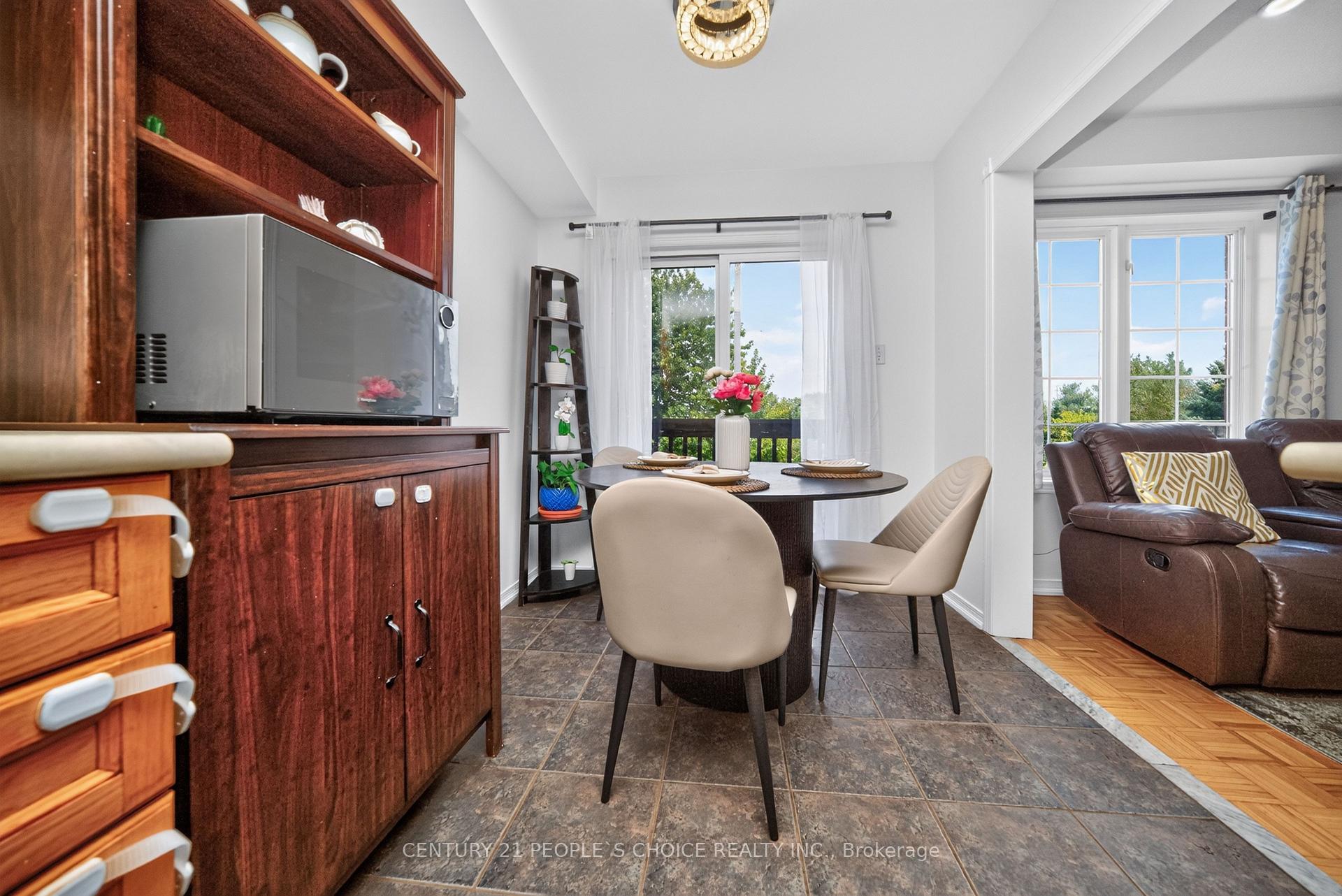 Photo 20 of 44 Monaco Court, Brampton, Fletcher's Meadow — HOMEH